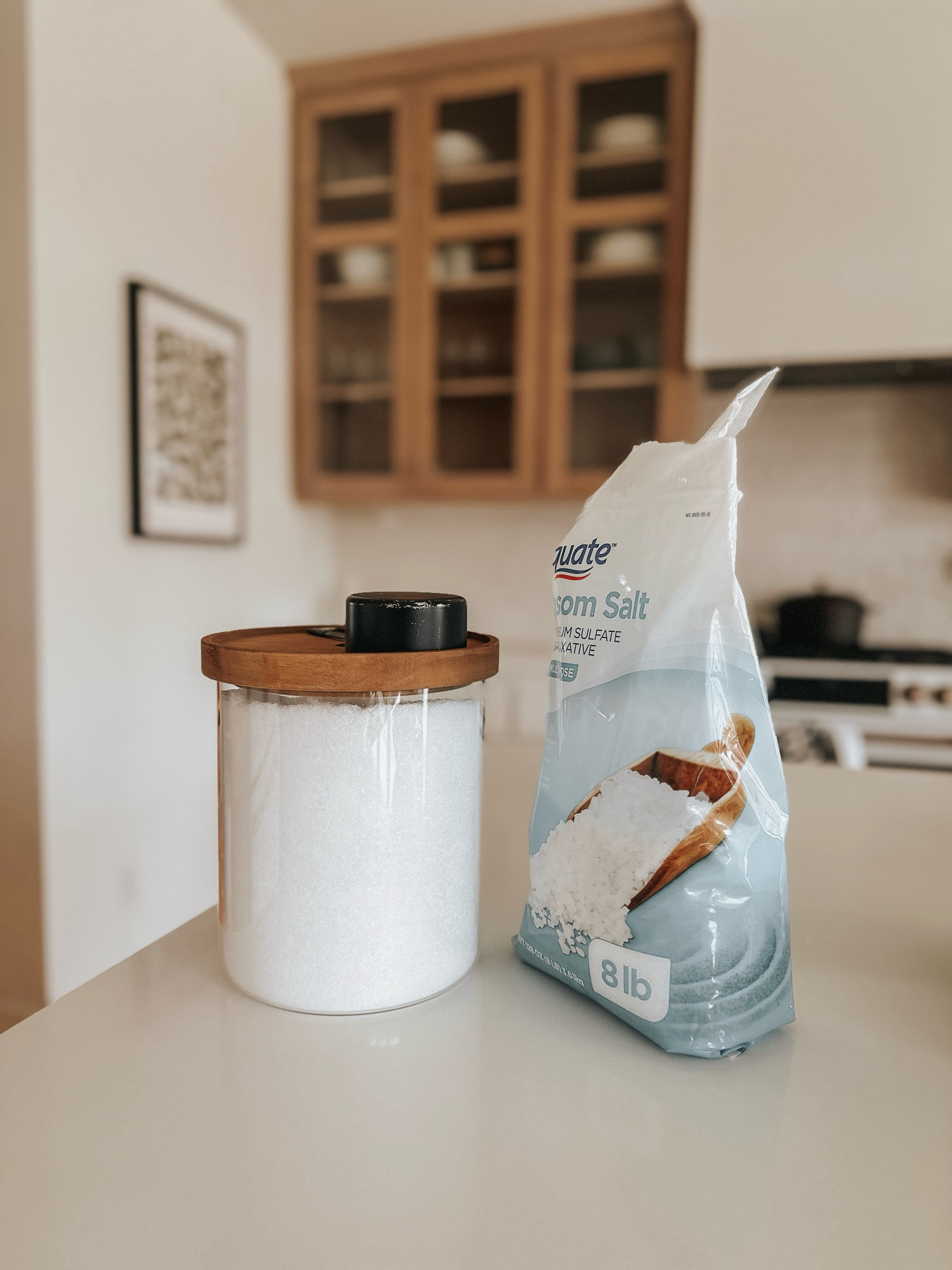Pretty and functional.
Canister for our epsom salt (we have the same one for flour). 

Tip: Only buy epsom salt with one ingredient- magnesium sulfate. If it’s got anything else, like fragrance- say NO! 

Natural Home, Storage, Simplicity, Neutral, Modern Home

#LTKhome