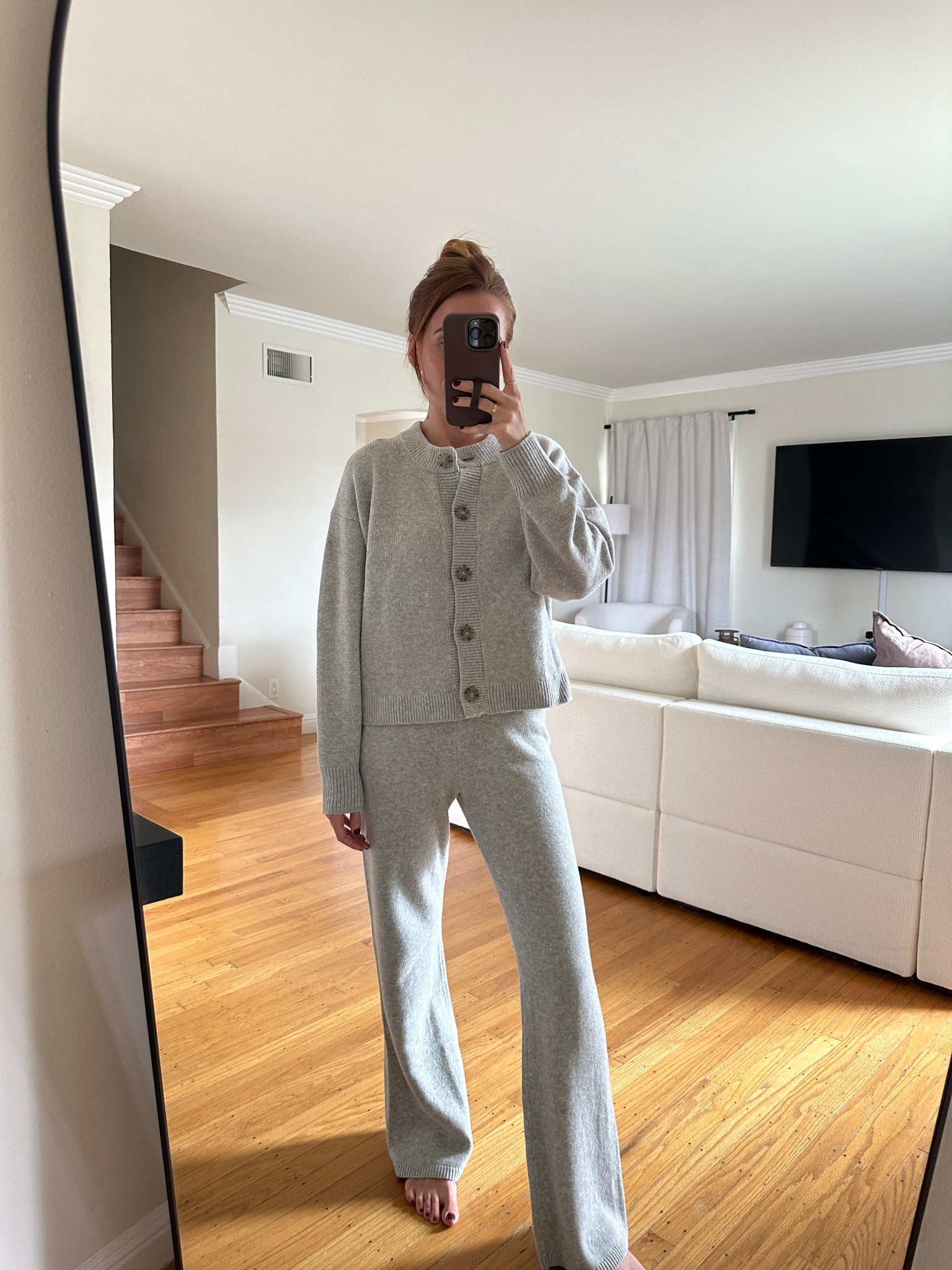 Matching cardigan 🫱🏻‍🫲🏼 sweatpants 



#LTKstyletip #LTKtravel #LTKsale