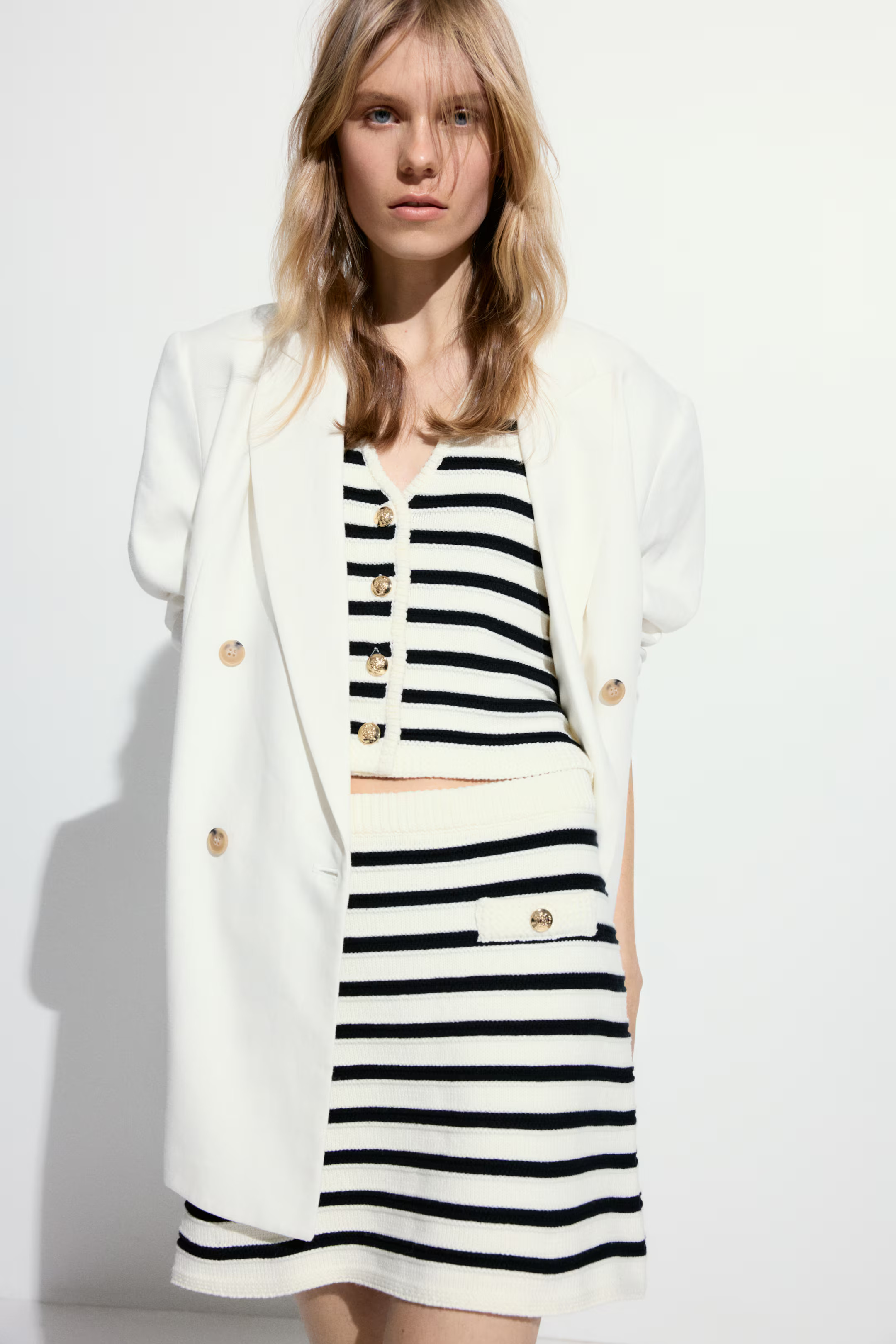 Button-front sweater vest | H&M (UK, MY, IN, SG, PH, TW, HK)