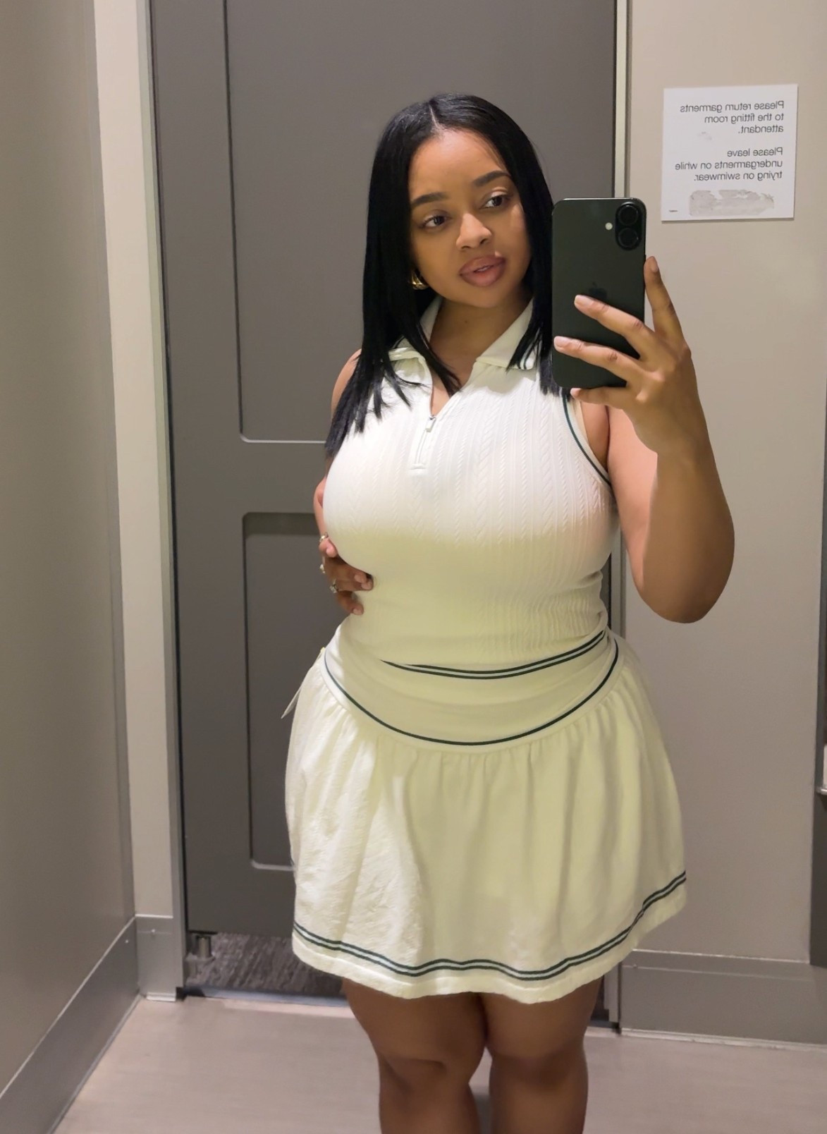 The white is so clean and made me feel luxe but errand ready! I’m wearing a large in the top and xl in the bottom ✨

#LTKFestival #LTKSpringSale #LTKdayinmylife