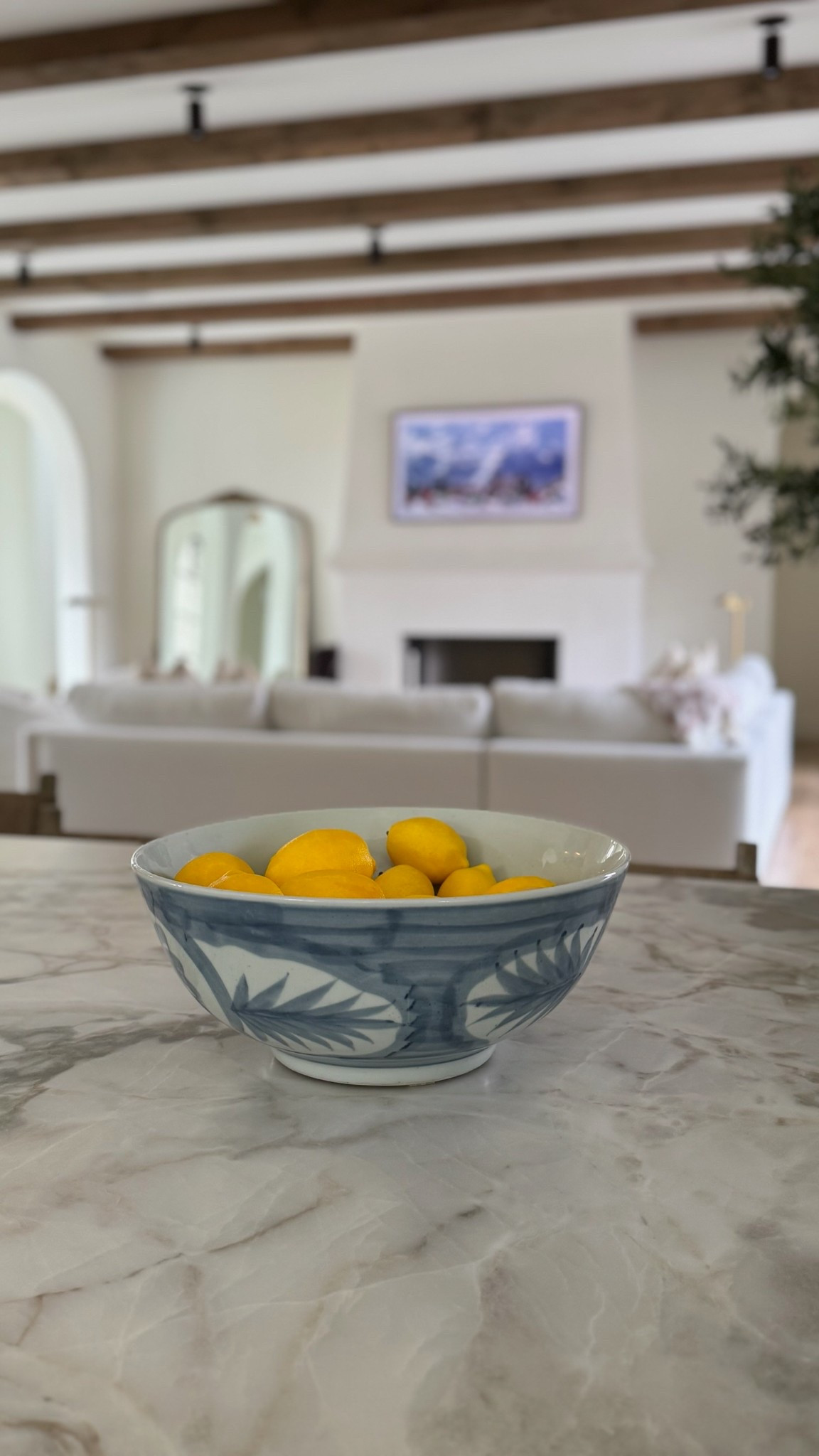 I am LOVING this combo!! 

#AmazonHome #HomeDecorLover #AmazonFinds #ChicHomeStyle #StylishSpaces #AffordableLuxury #ModernLiving #TimelessDesign #HomeInspo #ShopTheLook #AmazonDeals #DecorEssentials #ElegantSpaces #HomeRefresh #BudgetFriendlyDecor #LuxuryForLess #AmazonFavorites #InteriorInspo #CozySpaces

#LTKSeasonal #LTKSpringSale #LTKHome