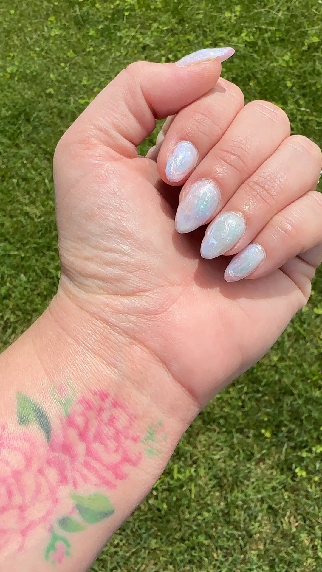 Pearl mermaid nails! DIY gel x nails. DIY nails. DIY gel nails  

#LTKBeauty