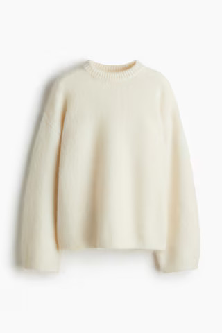 Oversized mohair-blend jumper | H&M (UK, MY, IN, SG, PH, TW, HK)