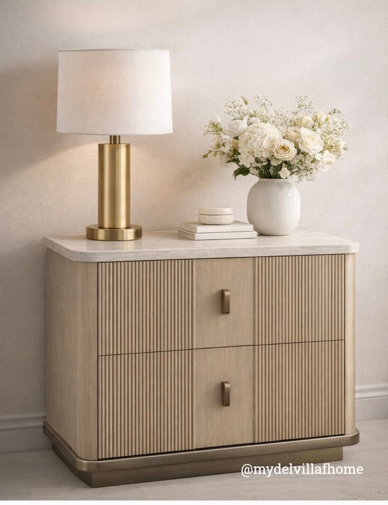 This reeded oak nightstand is such a beautiful piece 🤍
Love the travertine top and brass details. It also comes fully assembled, which is a huge plus!🙌🏼✨


#LTKHome #LTKmomlife #LTKmorningroutine