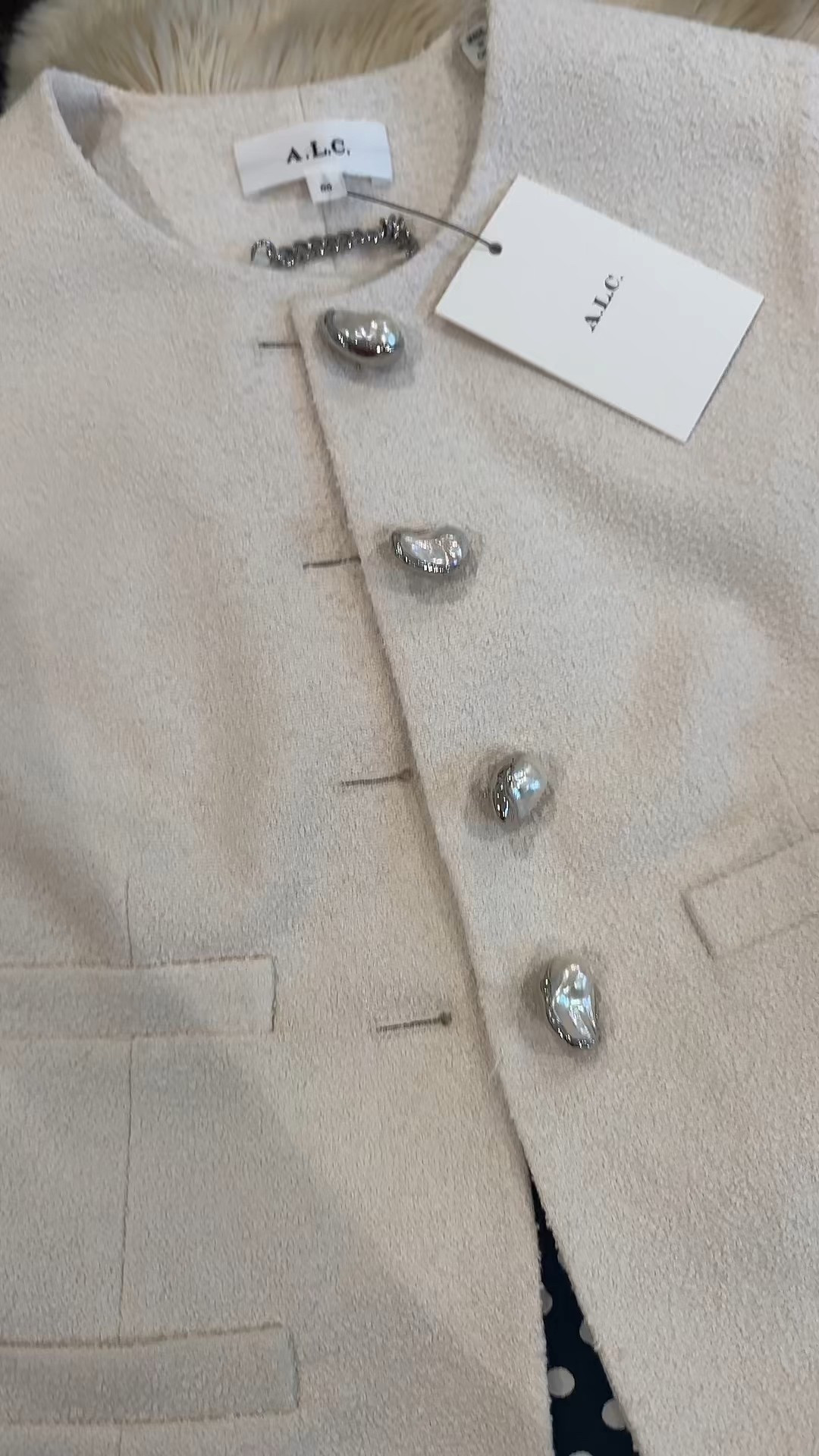 A.L.C top

#LTKSummerEdit #LTKSeasonal #LTKSaleAlert