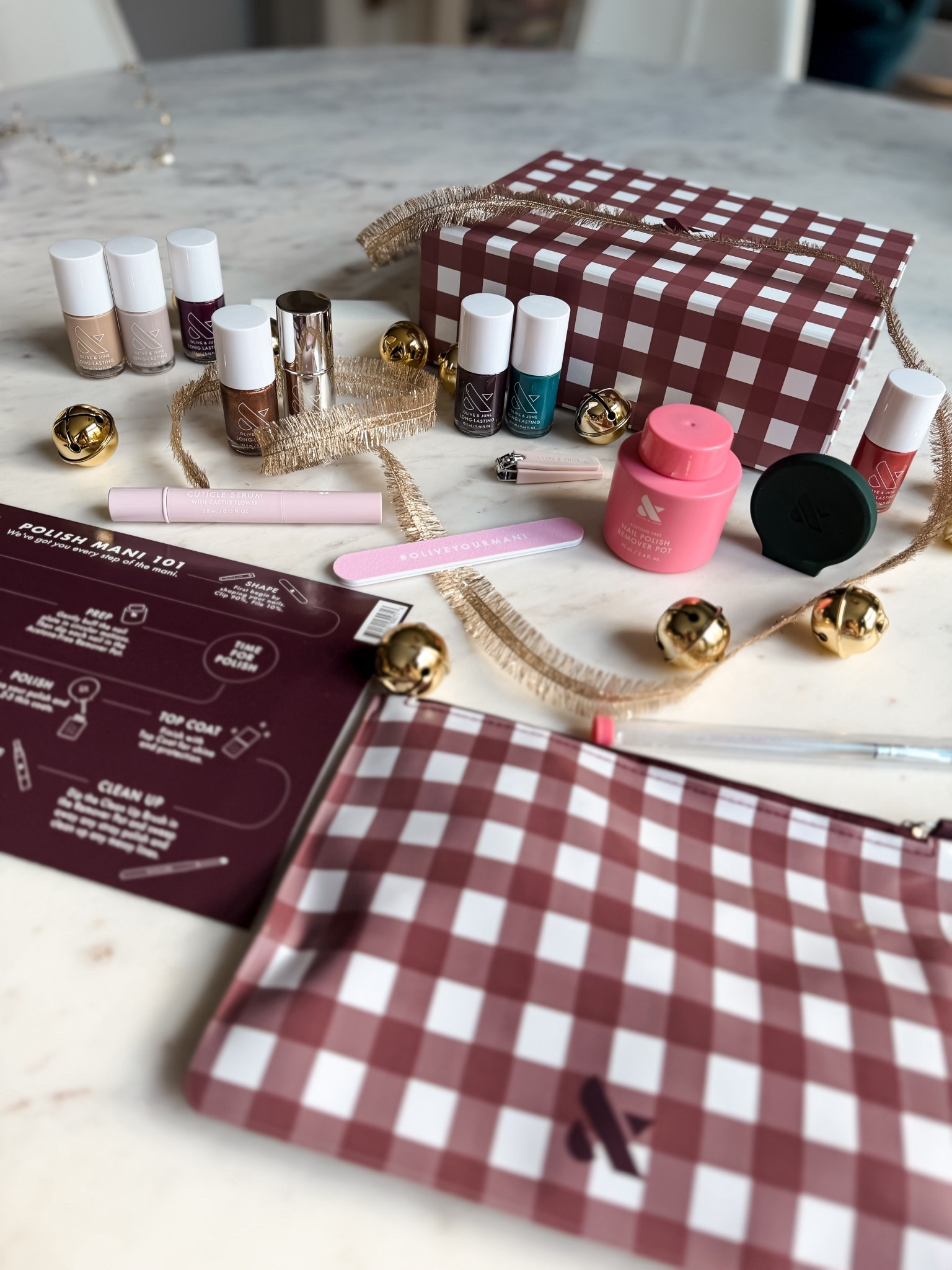 Get salon quality, manicure nail polish at home with long lasting polish sets and systems from Olive & June this holiday season 