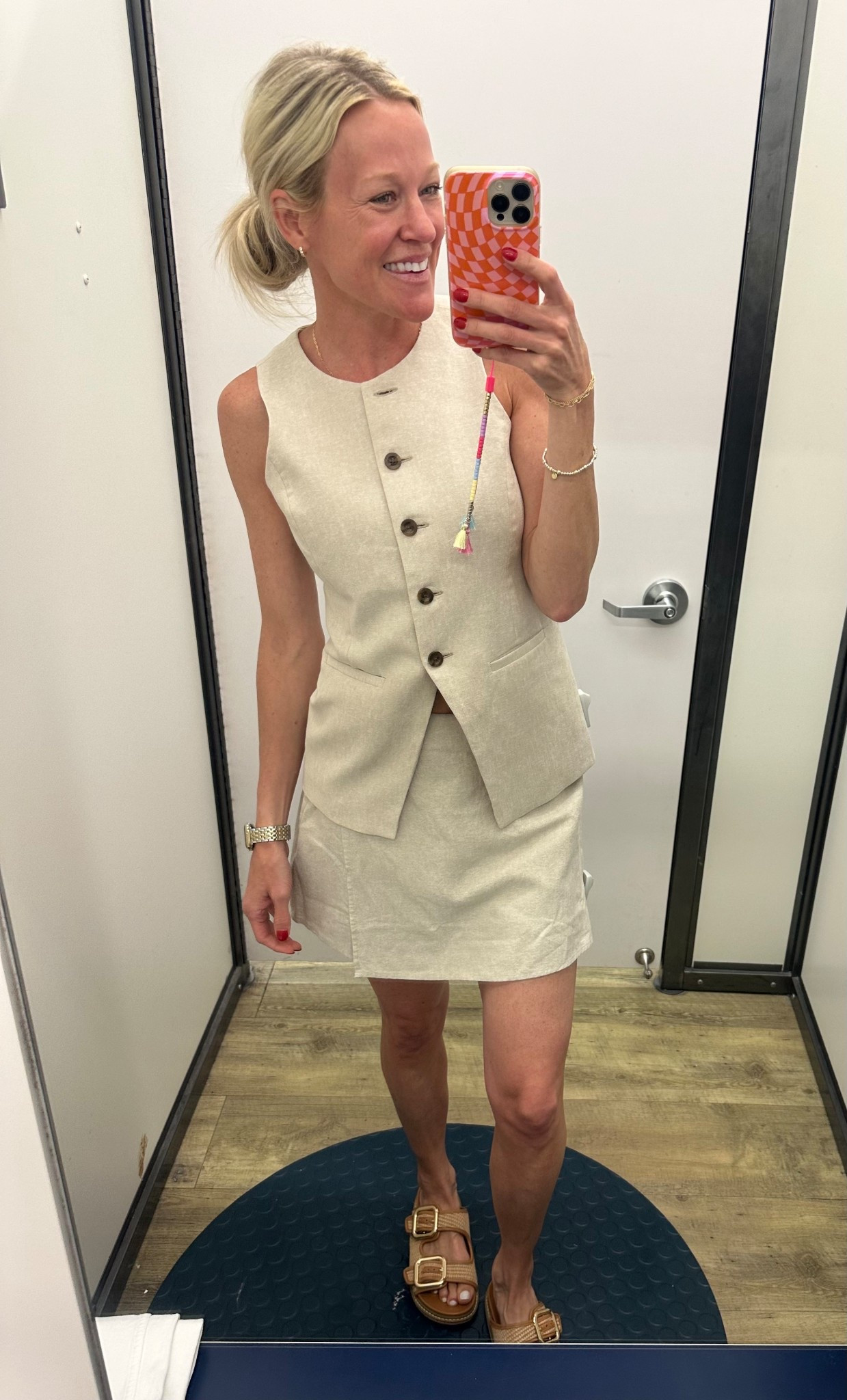 This linen set is 12/10! More colors available! @oldnavy #oldnavy #oldnavyfinds #summeroutfits 

Vest- xs
Skort- xs 

#LTKStyleTip #LTKSaleAlert #LTKFindsUnder50