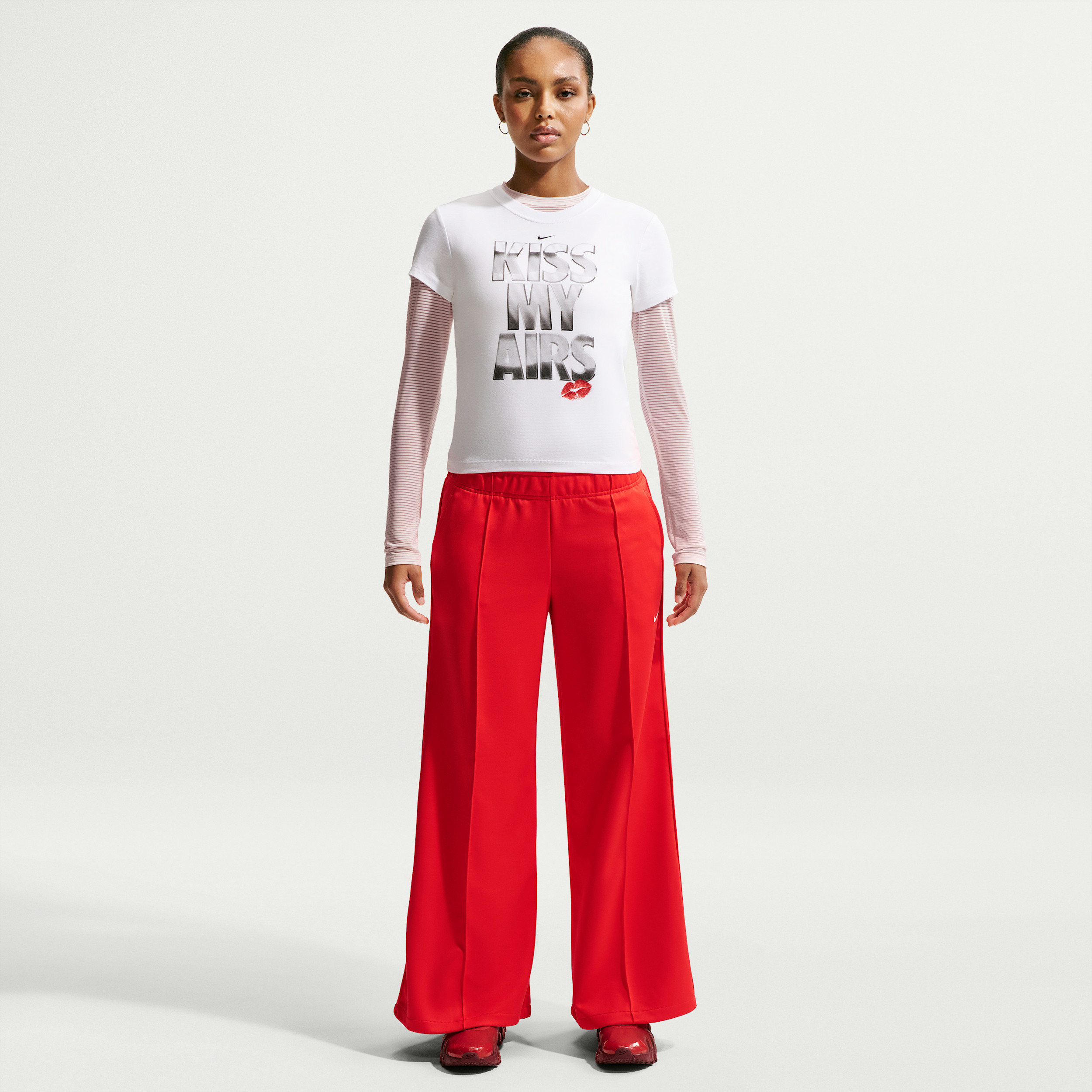 Women's Nike Sportswear Mid-Rise Wide-Leg Track Pants in Red | IH8514-696 | Nike (US)