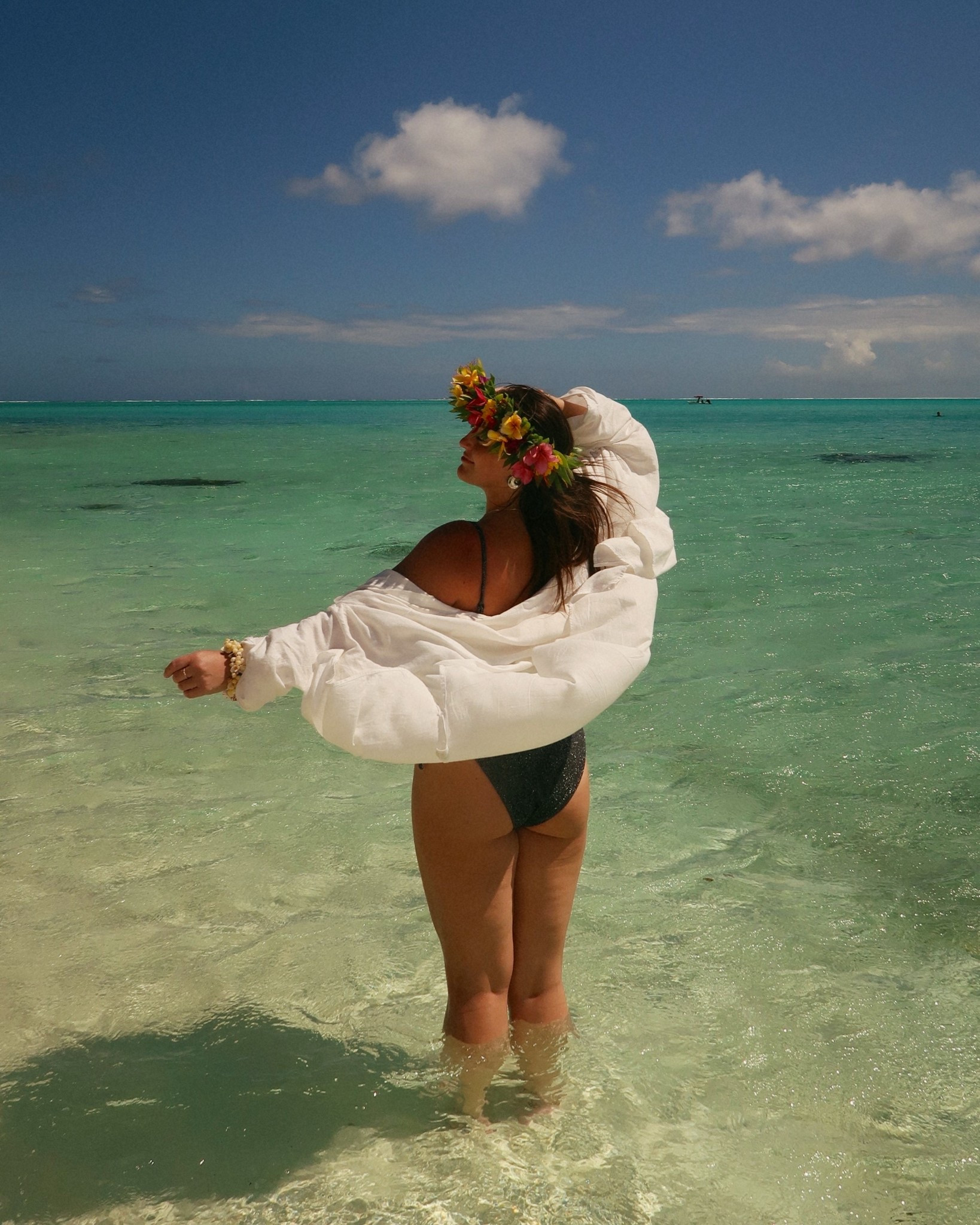 Coastal & Carefree 

Wearing XXL shirt
XL swimsuit top & bottom 

#LTKMidsize #LTKSwim #LTKTravel