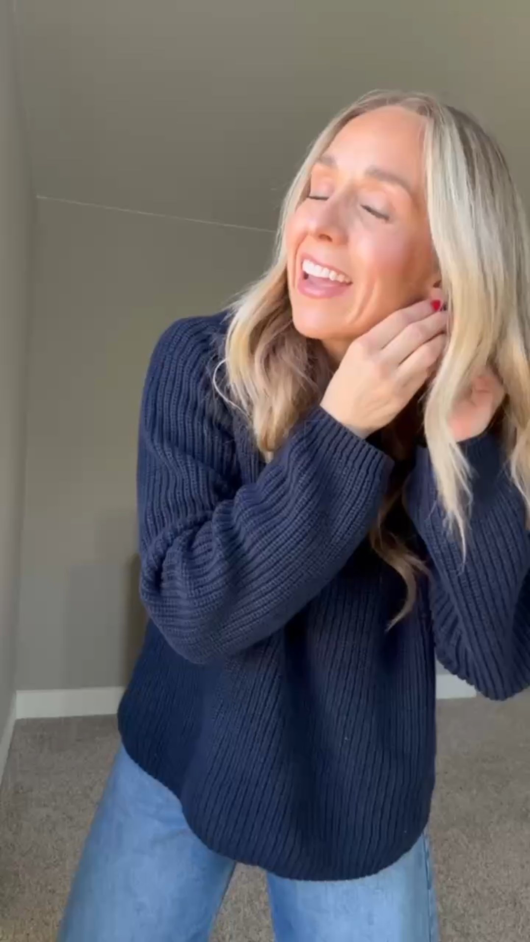 Obsessed with this easy mom outfit! Top and jeans are true to size. Shoes too! 

#LTKHoliday #LTKGiftGuide #LTKmomlife