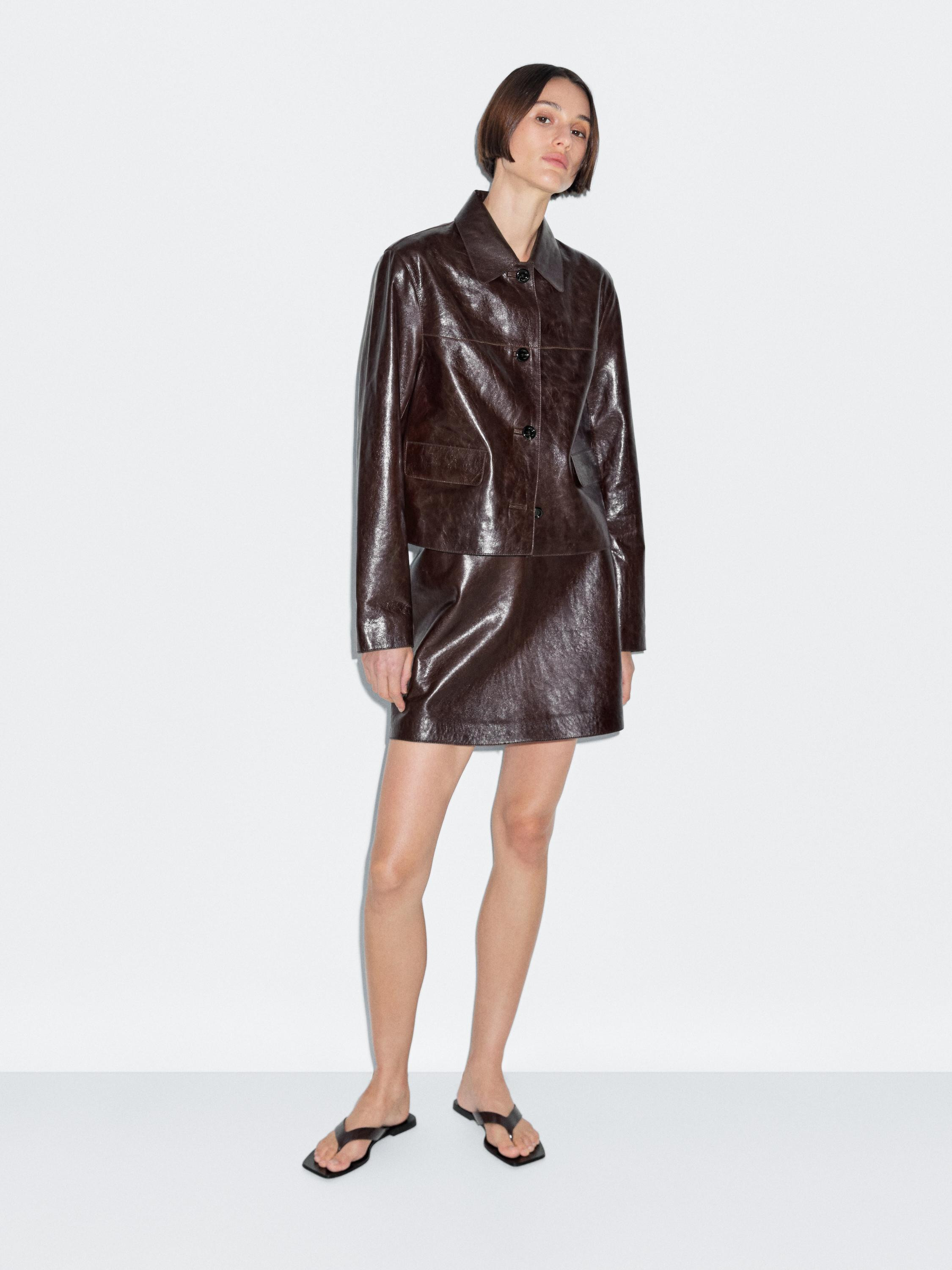 Kurze Jacke aus Nappaleder | Massimo Dutti DE