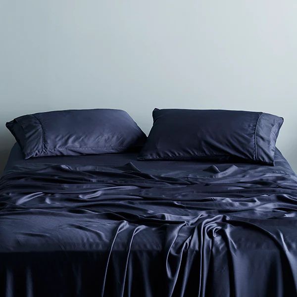 ettitude® Signature Sateen Pillowcase Set in Ocean Size: Standard | Ettitude (US)