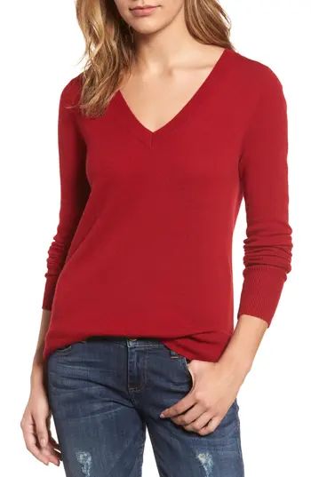 Petite Women's Halogen V-Neck Cashmere Sweater, Size XX-Small P - Red | Nordstrom