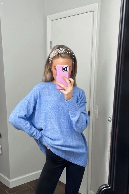 My favorite sweater is currently on sale!  I have this sweater in 4 different colors & I still need more 🤣

•Blue Oversized Sweater: Aerie (XS)
• Black Leggings: Lululemon Align (4)
• Pearl Velvet Headband: Amazon




#LTKHoliday #LTKsalealert #LTKGiftGuide