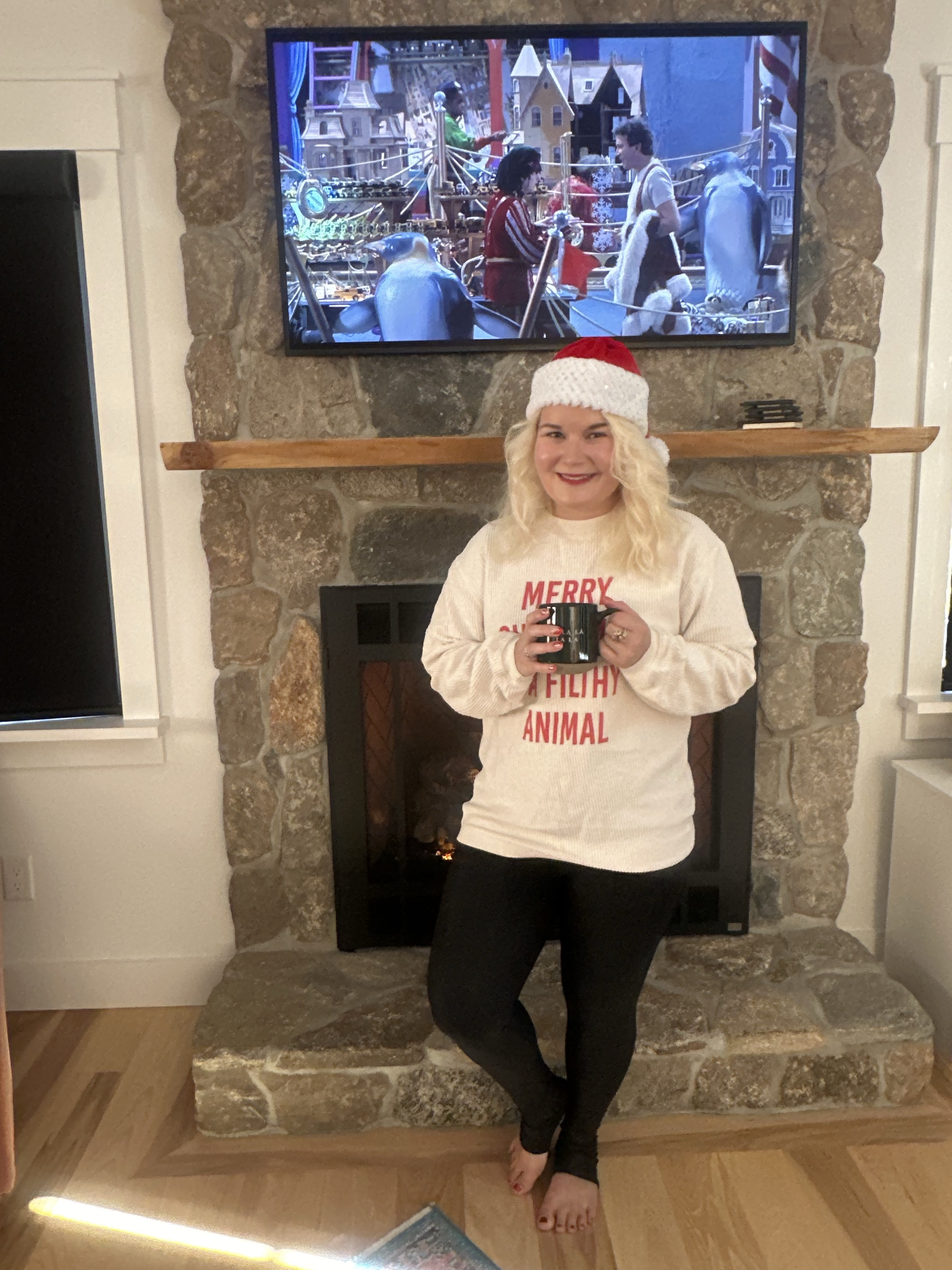 Happy Sunday and December 1st! It is officially the holiday season!!! And I am so excites!

#LTKHoliday #LTKGiftGuide #LTKCyberWeek