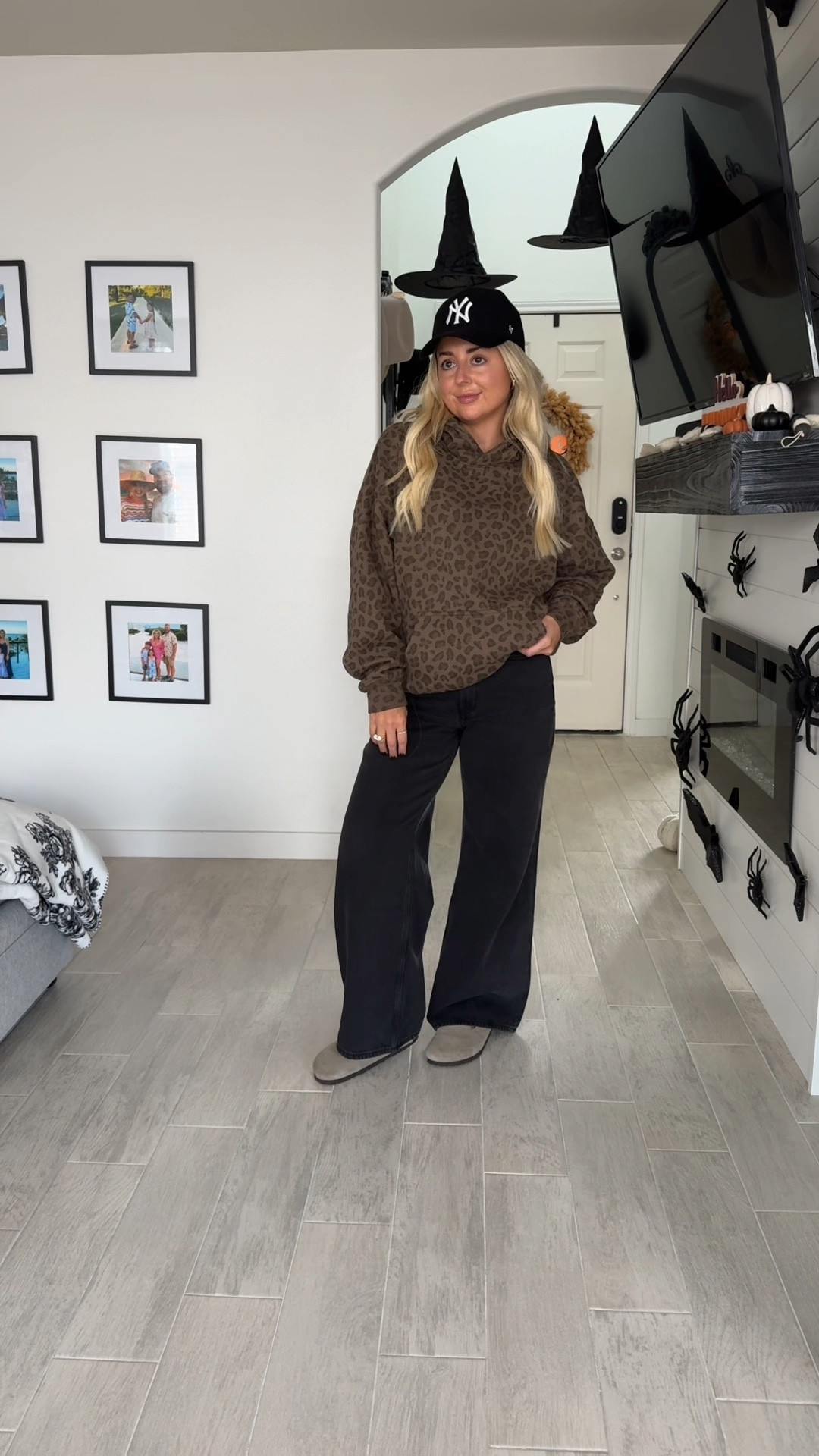 Fall hoodie outfit
Hoodie small
Wide leg jeans 26 short
Birkenstock clog tts

#LTKFindsUnder100 #LTKShoeCrush #LTKFindsUnder50