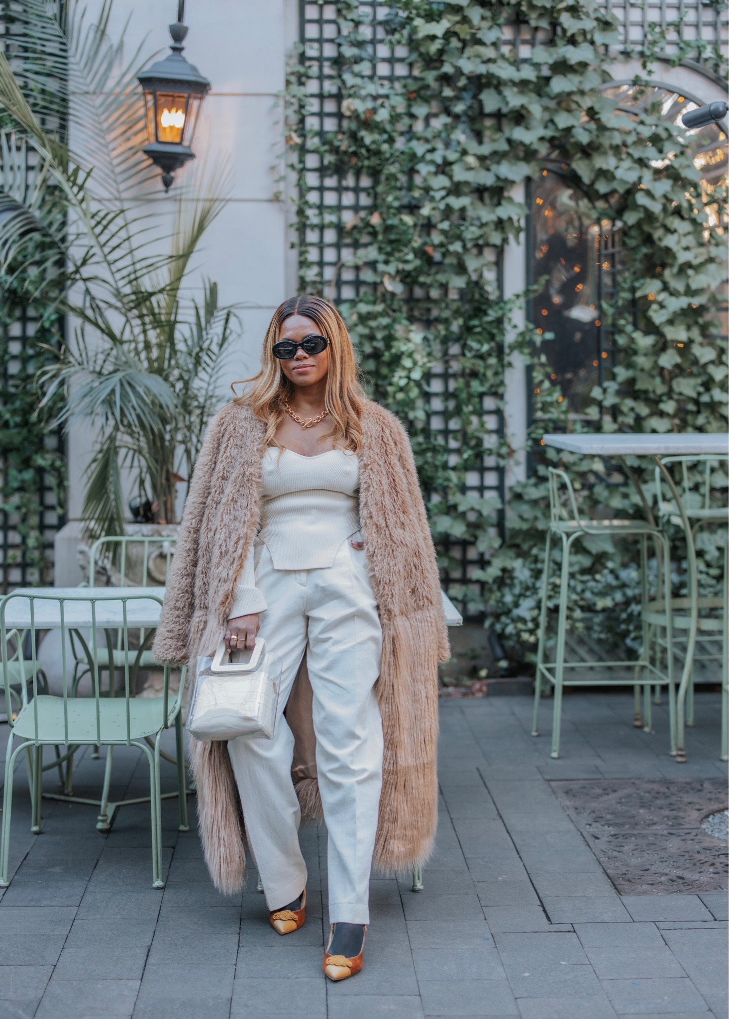 Neutral Wednesday @andotheratories 



#LTKworkwear #LTKshoecrush #LTKstyletip