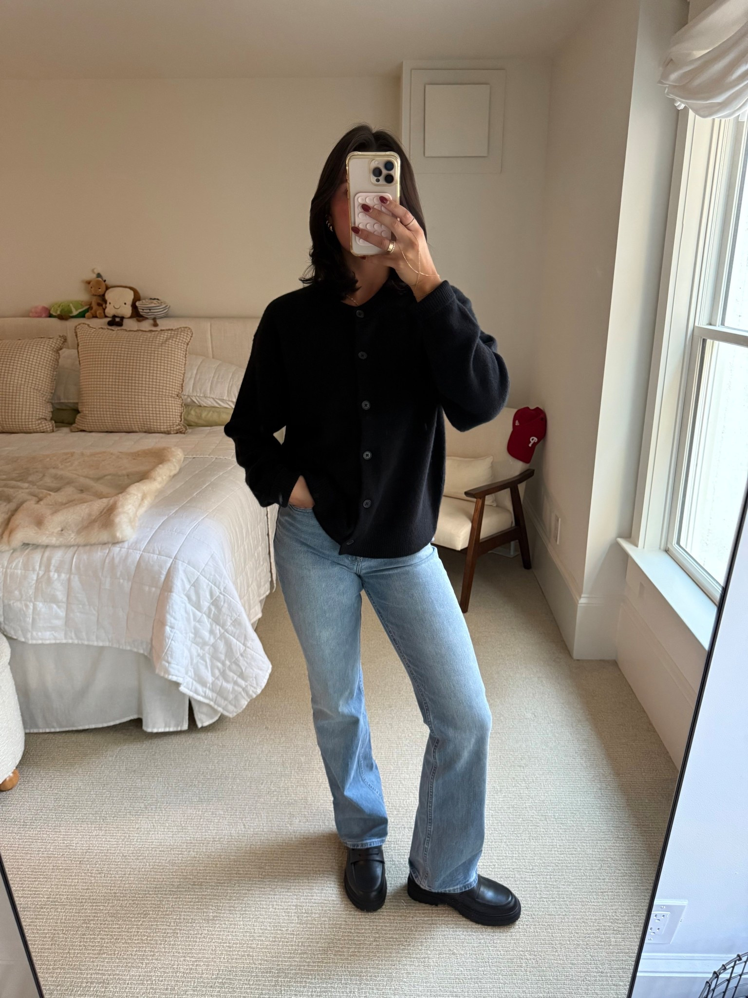 A closet staple everyone needs this winter! Wearing a size M! @Aritzia #Ad #AritziaPartner 