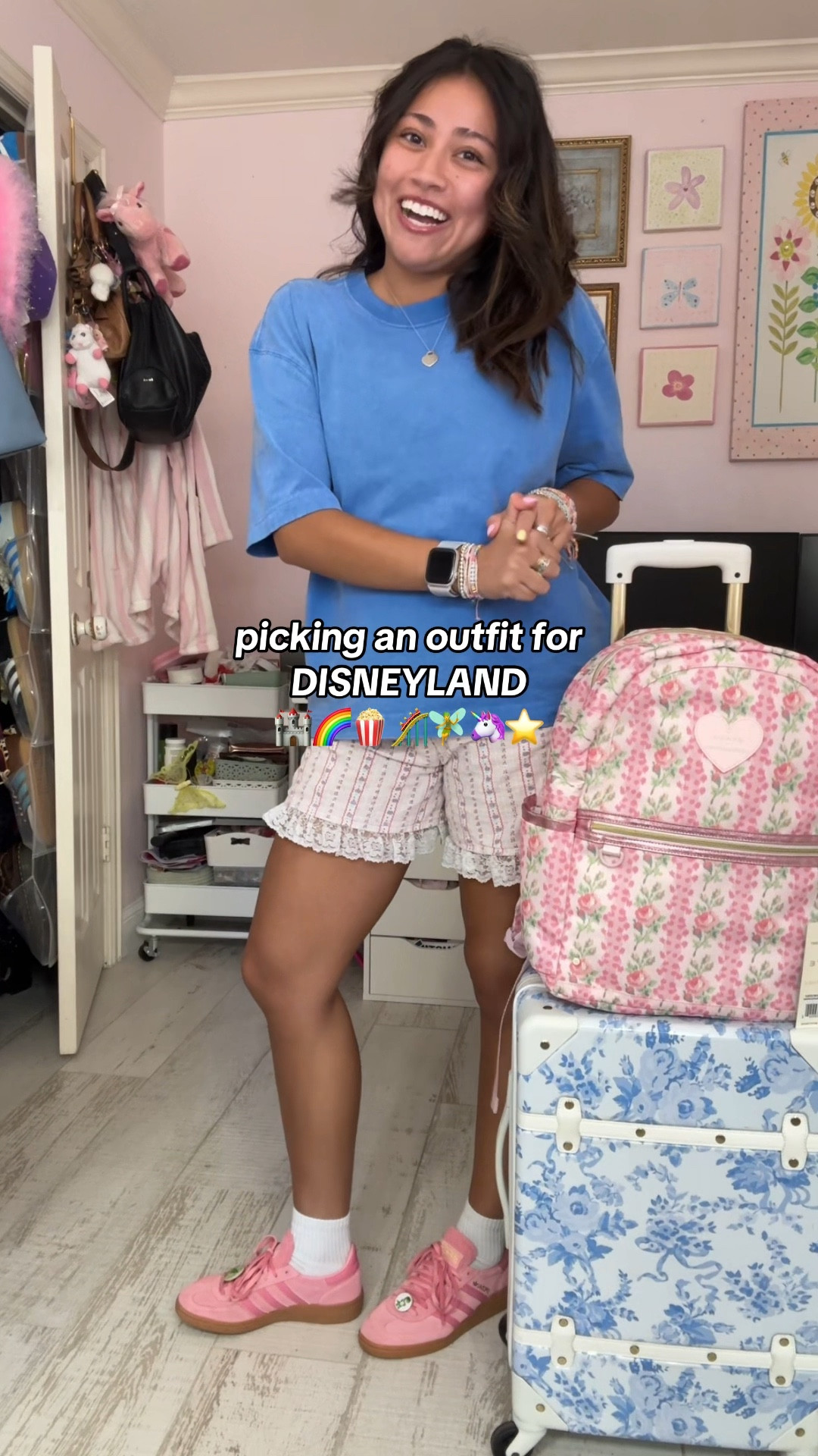 pack an outfit for DISNEY LAND with me

#LTKTravel #LTKStyleTip #LTKSeasonal