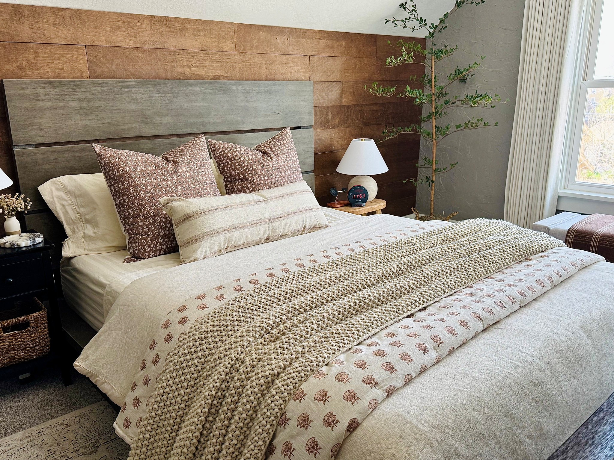 Bed refresh ✨ 


#LTKdayinmylife #LTKHome #LTKSeasonal