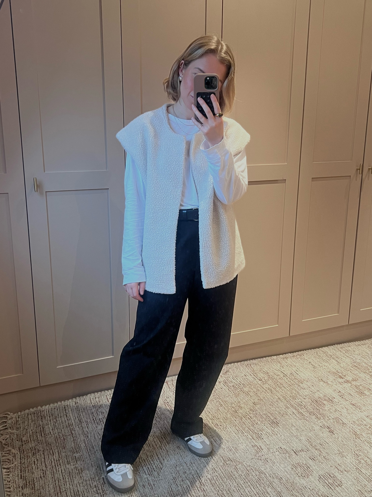 Borg gilets 

#LTKstyletip #LTKfindsunder100 #LTKfindsunder50