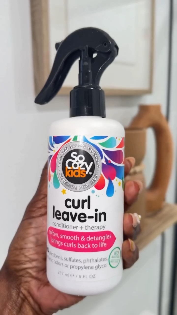 This is our boys’ hair routine… Dad on curl duty. 🫶🏾

One thing about their dad, he takes curl care seriously.
Over time, we’ve learned that having a simple routine (and the right products) makes all the difference for keeping their curls soft, healthy, and easy to manage.

Not a partnership, just sharing what genuinely works for our boys.

If you have curly kids, you know the routine is everything. 🙌🏾

Comment “CUTE” and I’ll share what we use for the boys’ hair.

#boymomlife
#curlykids
#momsofinstagram
#familyreels
#parentingmoments