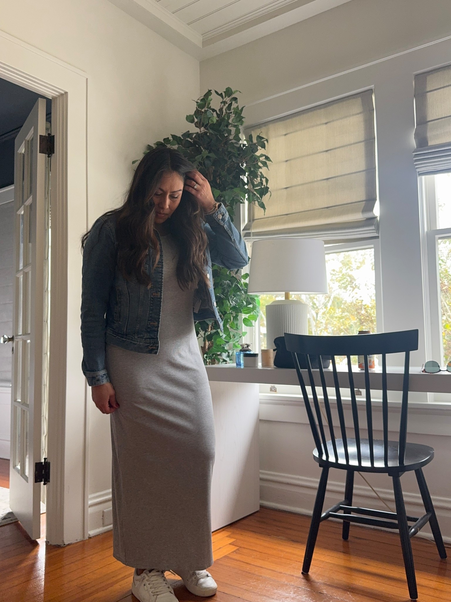 Queen of dressing things down 😂✨ I love this dress from Athleta! And the gray is on clearance right now! I am totally buying more colors! Snag it up while you still can! Outfit linked ✌🏽🩷