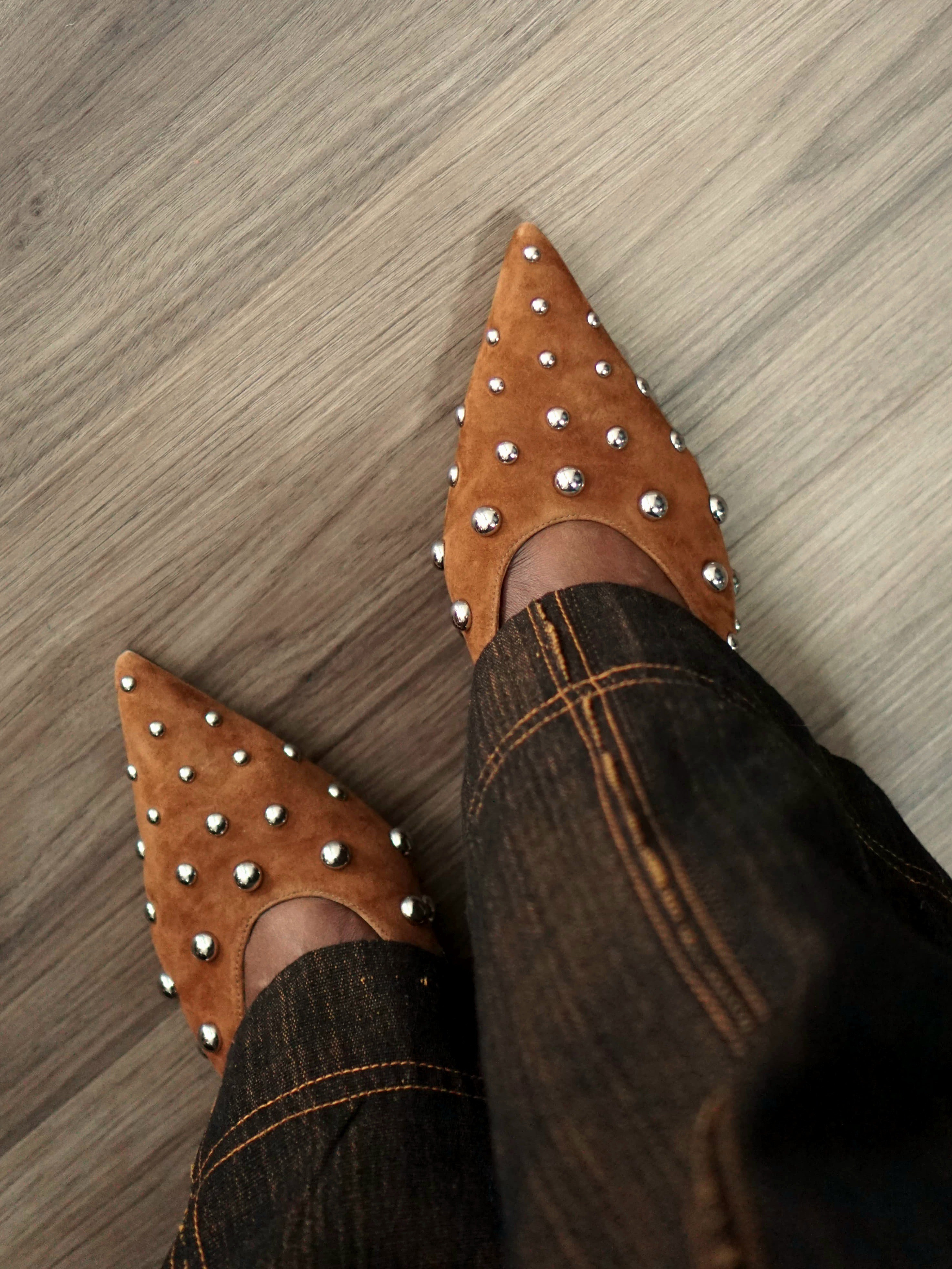 The perfect Fall pumps! Love the studded design and just how comfy they are 🤎 Fall 2025, Fall shoes, classy fashion, women work shoes, studded heels, affordable fashion, Fall sales

#LTKOver40 #LTKShoeCrush #LTKSaleAlert