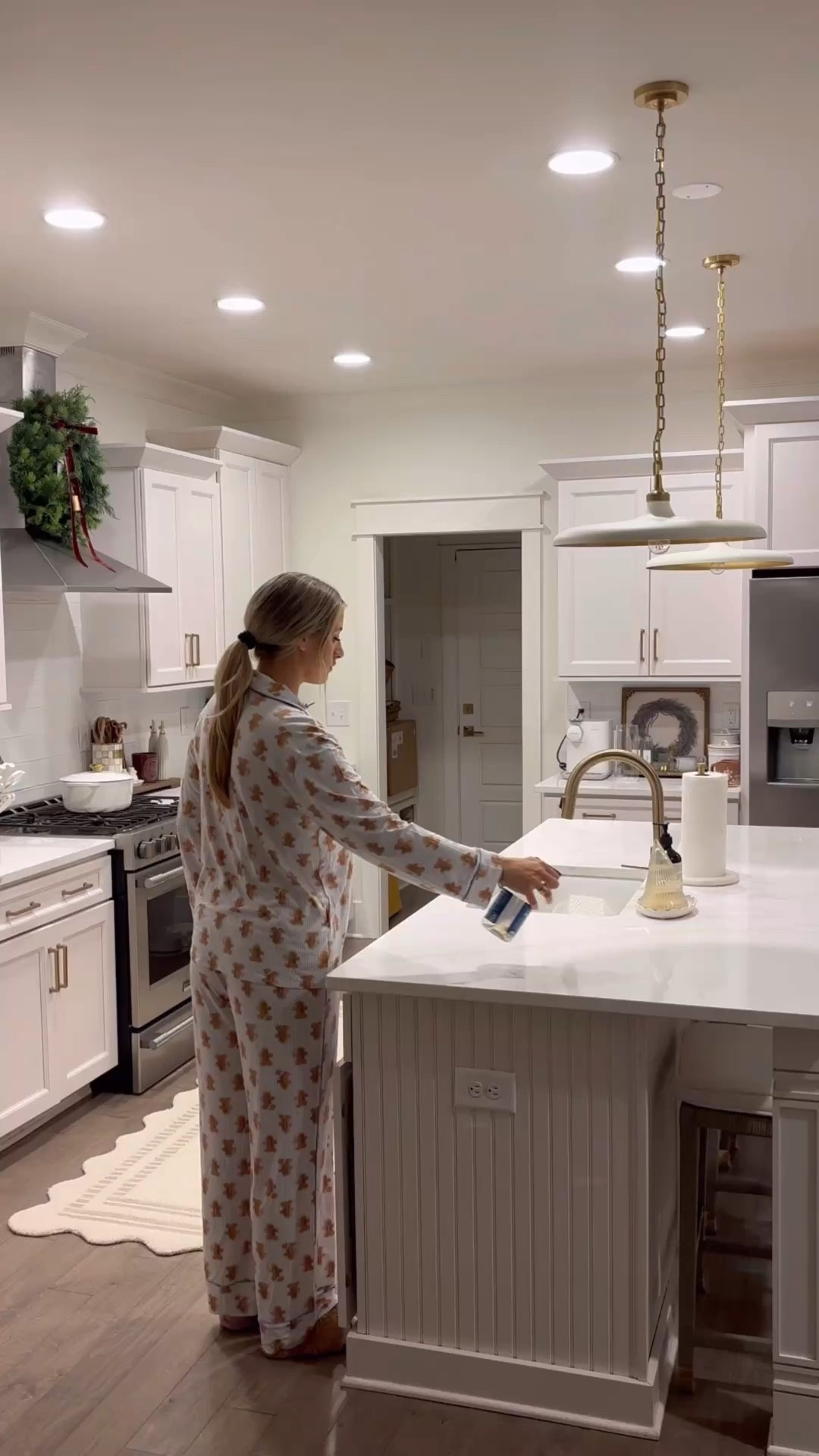 Spend a cozy night in with me 🤍🫶🏼🏠 

#LTKHoliday #LTKHome #LTKStyleTip