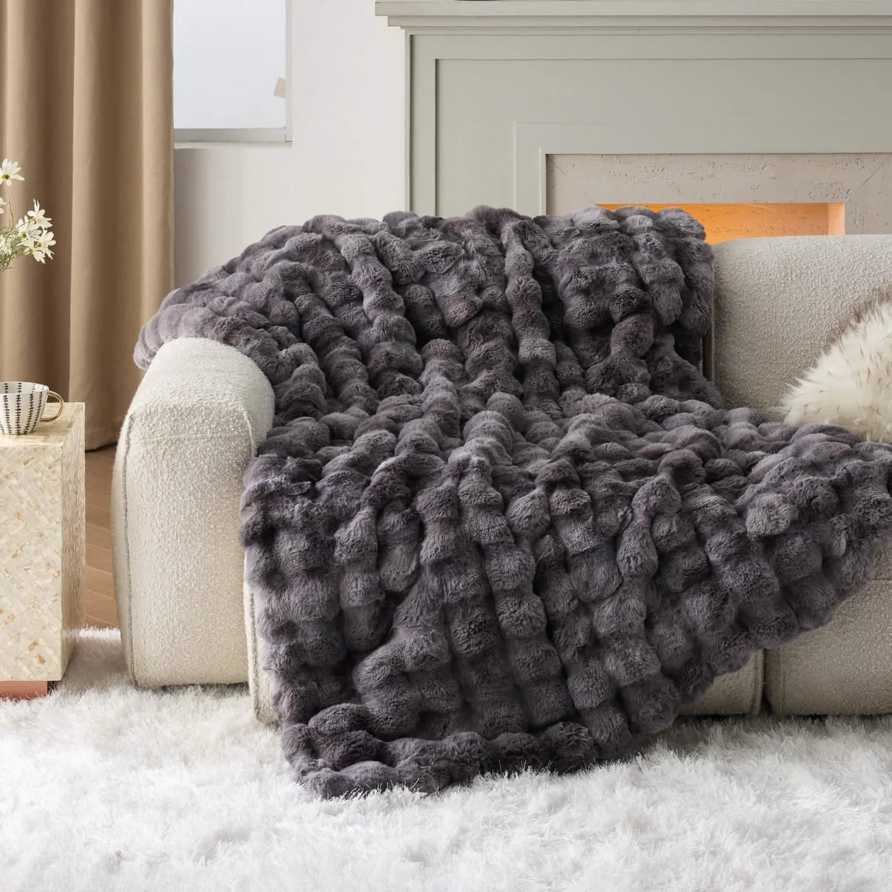 Bubble Faux Fur Blanket | Bedsure