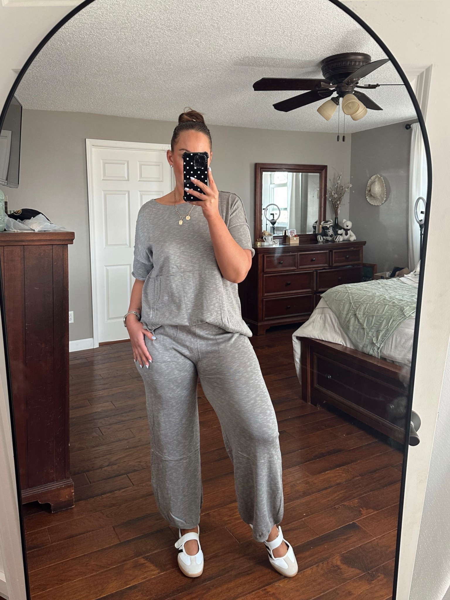 Amazon matching sis - size up one! 

Amazon fashion
Amazon style
Amazon finds
Spring outfits 2026

#LTKootd #LTKMidsize #LTKSaleAlert