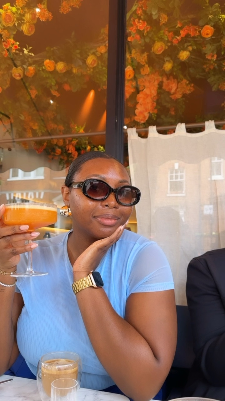 The perfect oval sunglasses for the summer are now on sale! Check out some of my favourite ones! 

#LTKstyletip #LTKsalealert #LTKtravel