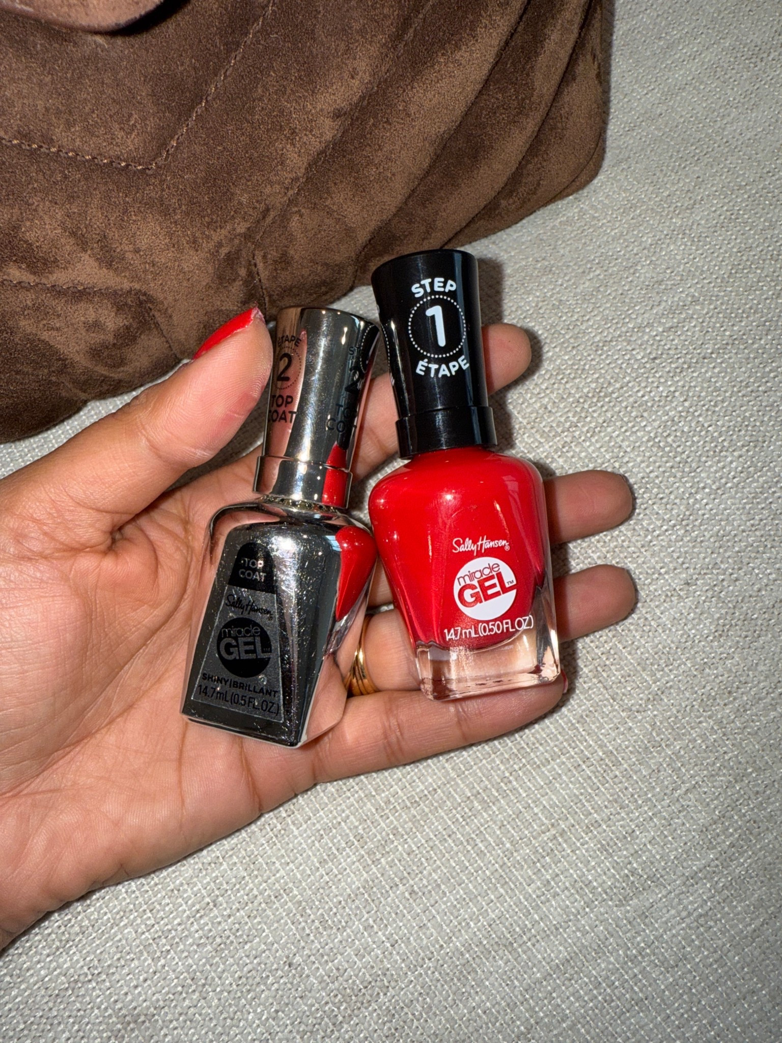 #ad How stunning is this shade “red eye” by sally hansen miracle gel available @target. Of course I also used the top coat as well! #sallyhansen #target #miraclegel @sally_hansen