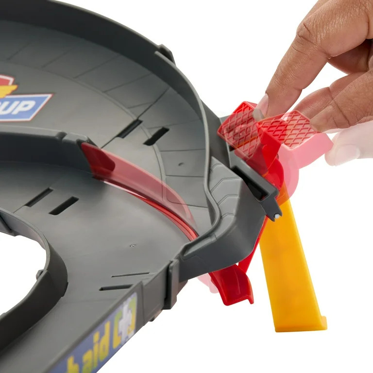 Disney and Pixar Cars NASCAR Lane Change Race Playset with 2 Toy Vehicles, Includes Lightning McQ... | Walmart (US)