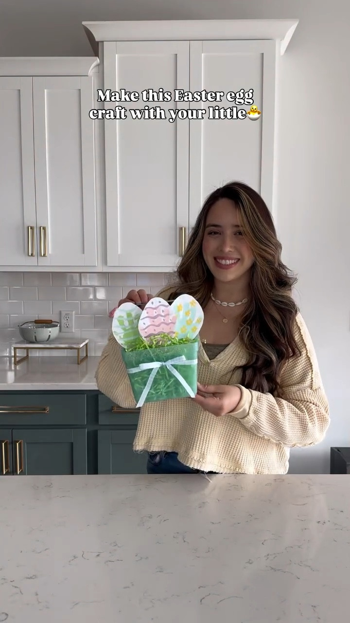 Comment “EGG” and I’ll send you a 🔗💕

All you need:
$1 basket
Pastel paint
Paper filler
Card stock paper

I know it’s been a minute. Moving has been fun… 😅 finally getting things together.💕