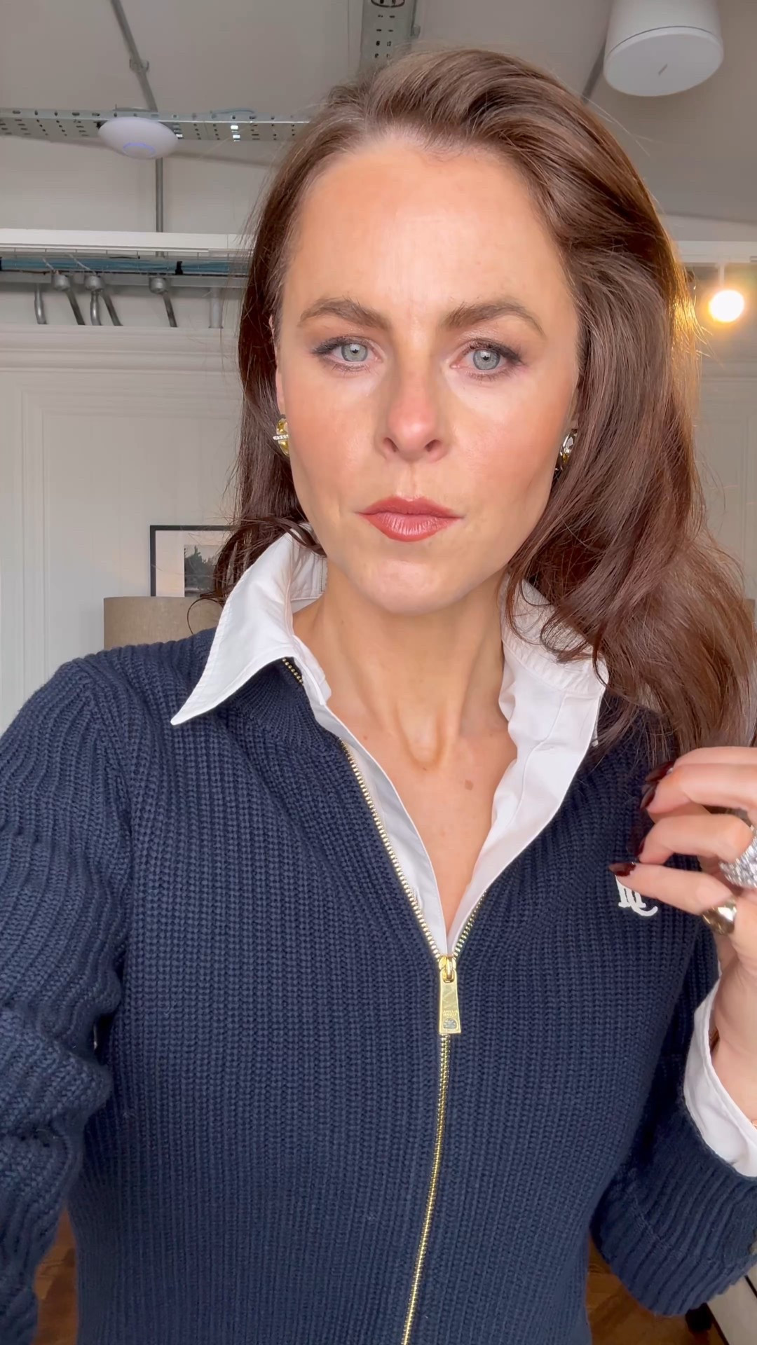 The perfect seasonal knit has arrived....

 The Northleach cardigan in navy.

You absolutely loved this piece last year when we launched it in white, and now it’s back - with a beautiful new shade to fall in love with.

Today I’ve styled mine with a classic white shirt and the brand new suede shoulder bag for an effortless smart-casual office look. Timeless, versatile and so easy to wear x


#JadeHollandCooper #BritishLuxuryStyle #TimelessStyle #SmartCasualLook #CapsuleWardrobe