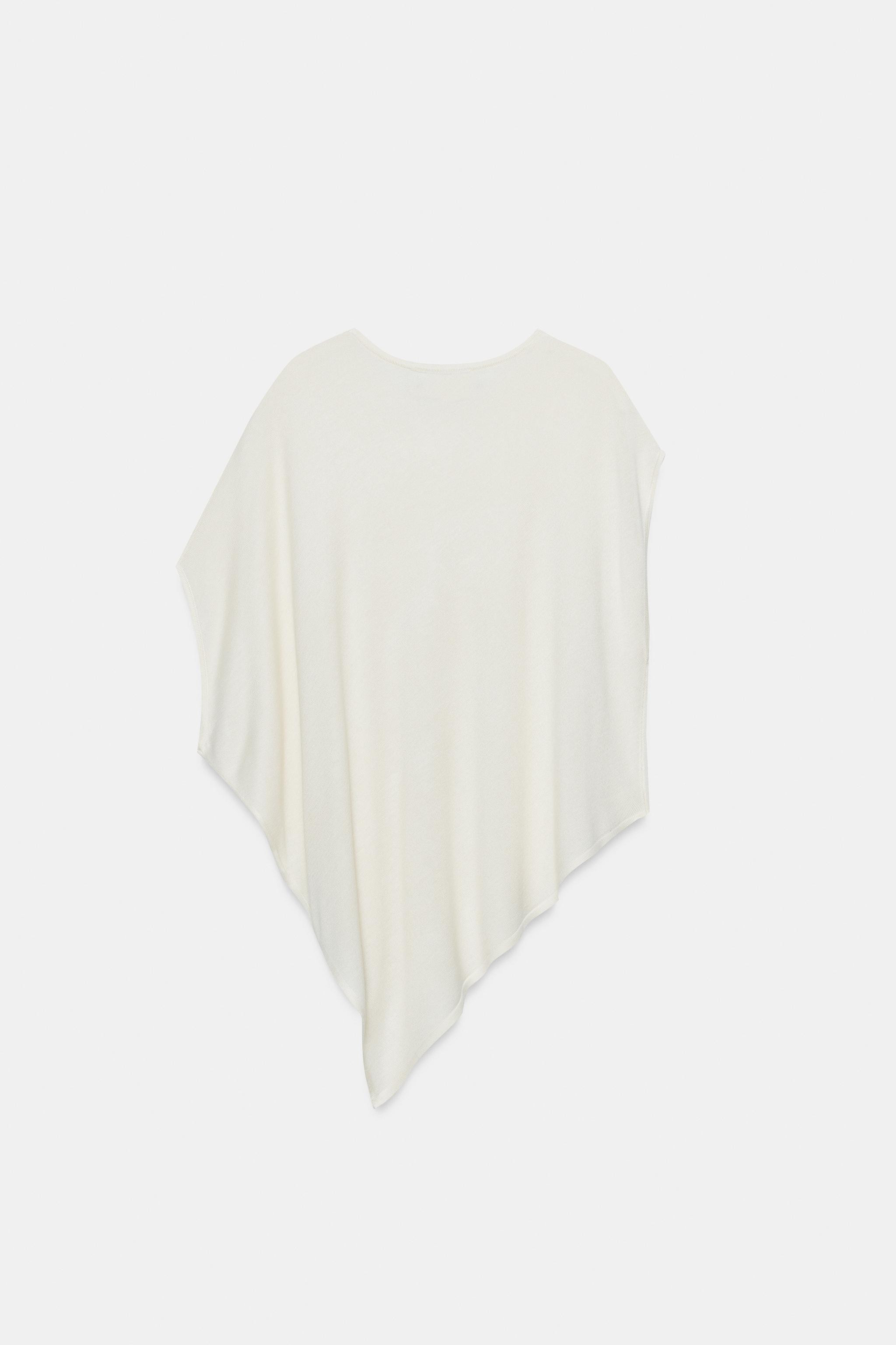 FLOWY V-NECK TOP | Zara US