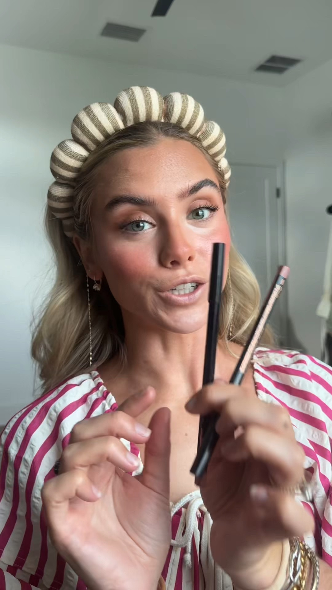 Lip Liner delivers seamless shaping, contouring and color payoff with extreme precision. Sculpt and define lips with the creamy (never shiny or slippery) formula or fill in lips with smooth, velvety-matte color that doesn’t feather. Customize, contour and perfect your lip look with the versatile shade range. @anastasiabeverlyhills

#LTKgrwm #LTKBeauty #LTKselfcare
