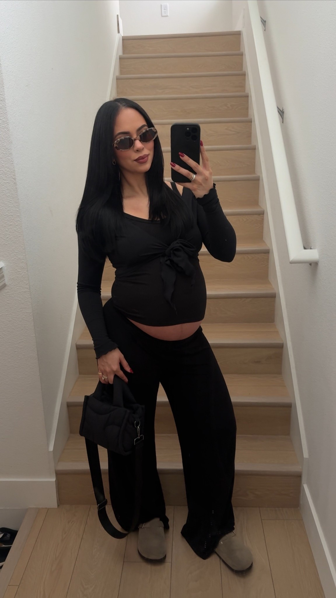 @Aritzia top + pants ( both small ) 
@Target shoes ( TTS ) 


#LTKootd #LTKBump #LTKmomlife