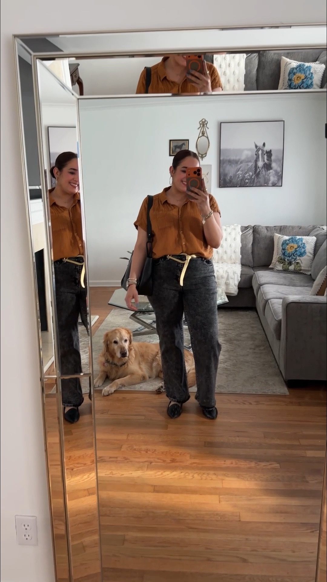 
Happy Friday bell@s! How is your day going? I’m passing by to share today’s OOTD. These jeans are from @RossDressForLess I absolutely love the wash & the fit!🙌 I’ve linked a similar @Amazon find through the LTK App. To shop this post here is how:
.
.
.
.
.
.
.
Jewelry: JanAllureJewelry.com 

#LTKTravel #LTKMidsize #LTKWorkwear