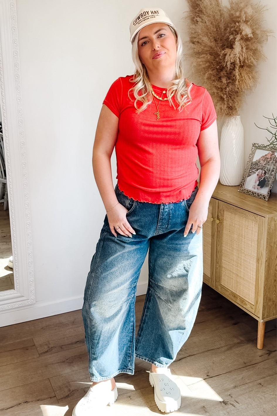 Free people
Barrel jeans 
90’s top
Jeans
Spring outfit
Vacation outfit
Causal style
Midsize outfit 

Sized up to XL in top
Sized down in jeans to a 30

#LTKfindsunder100 #LTKstyletip #LTKmidsize