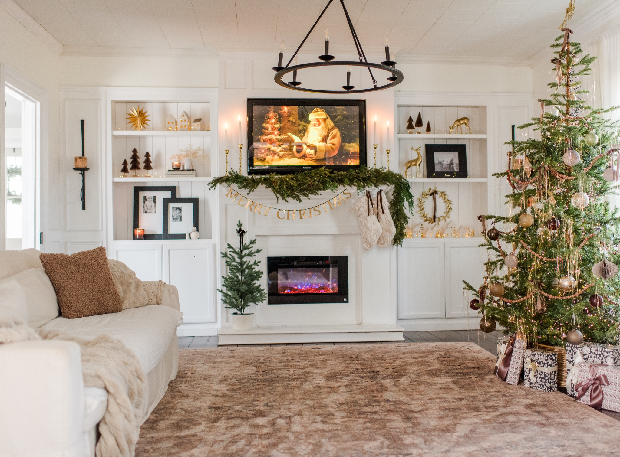 Shop our holiday living room! 

#LTKHoliday #LTKhome #LTKSeasonal