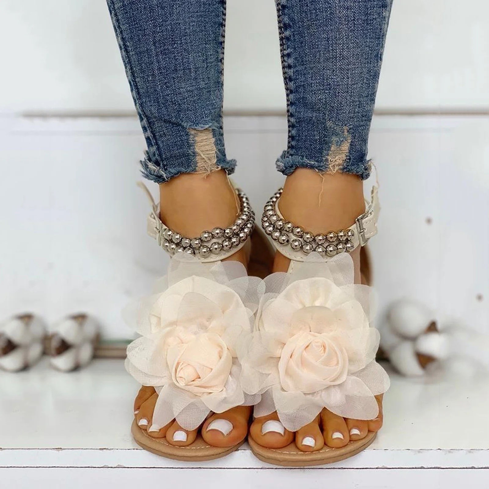 Spring sandals from Walmart 🤍

#LTKMothersDay #LTKmomlife #LTKOver40