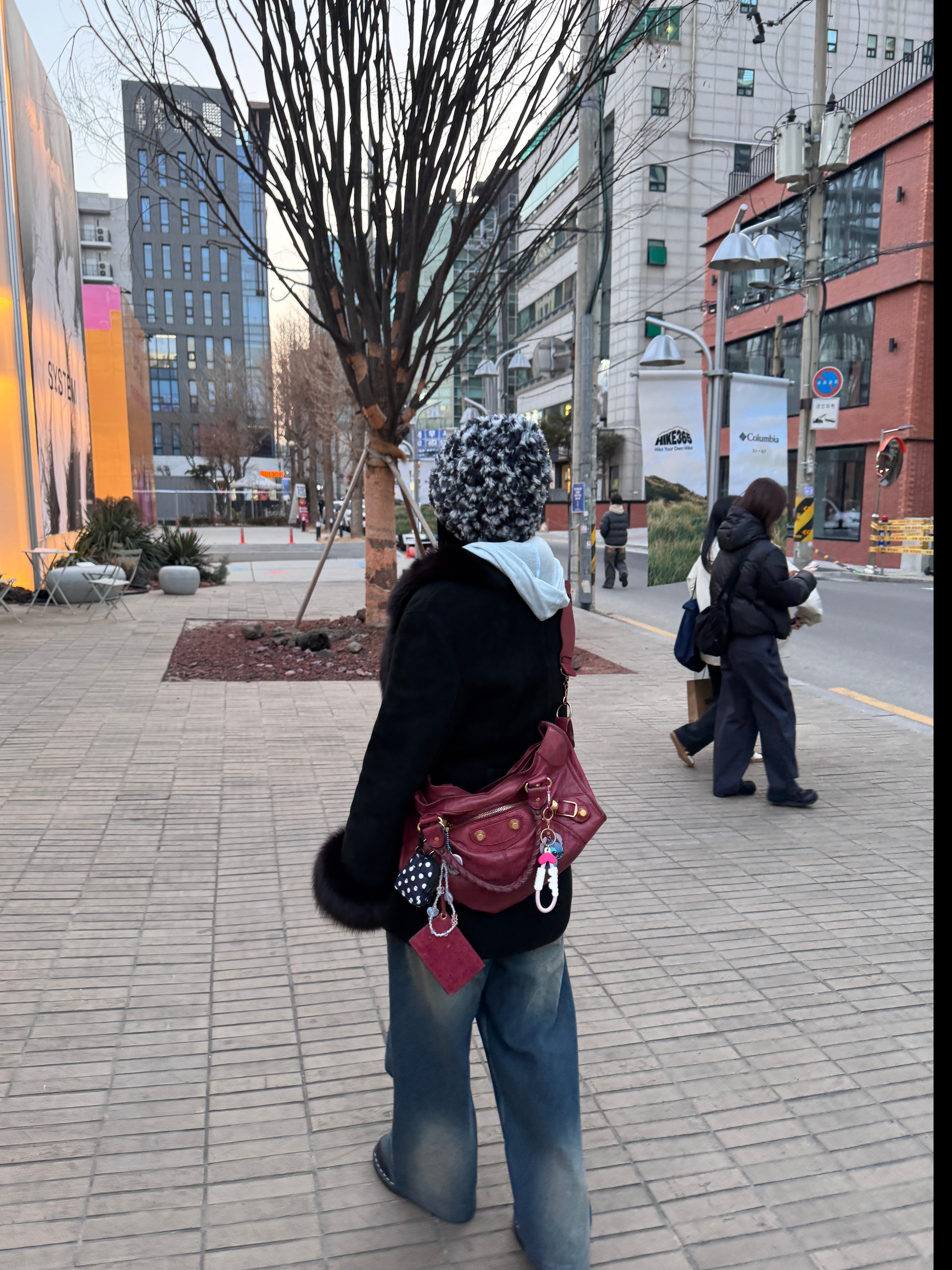 #LTKkorea #balenciaga #citybag

