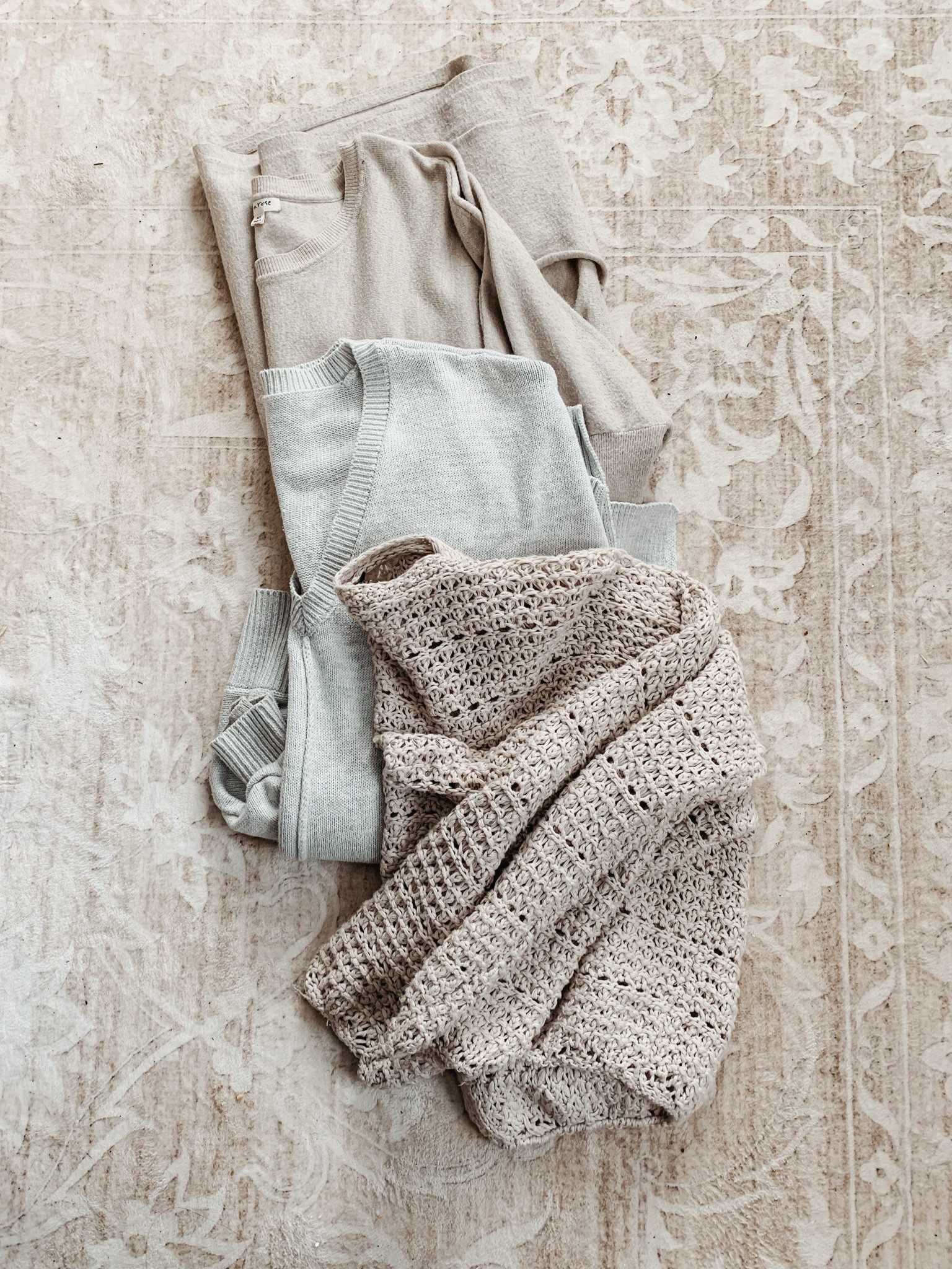 Favorite sweaters 🤍 
Winter fashion 
Cozy style 
Outfit ideas 

#LTKFindsUnder50 #LTKStyleTip #LTKSeasonal