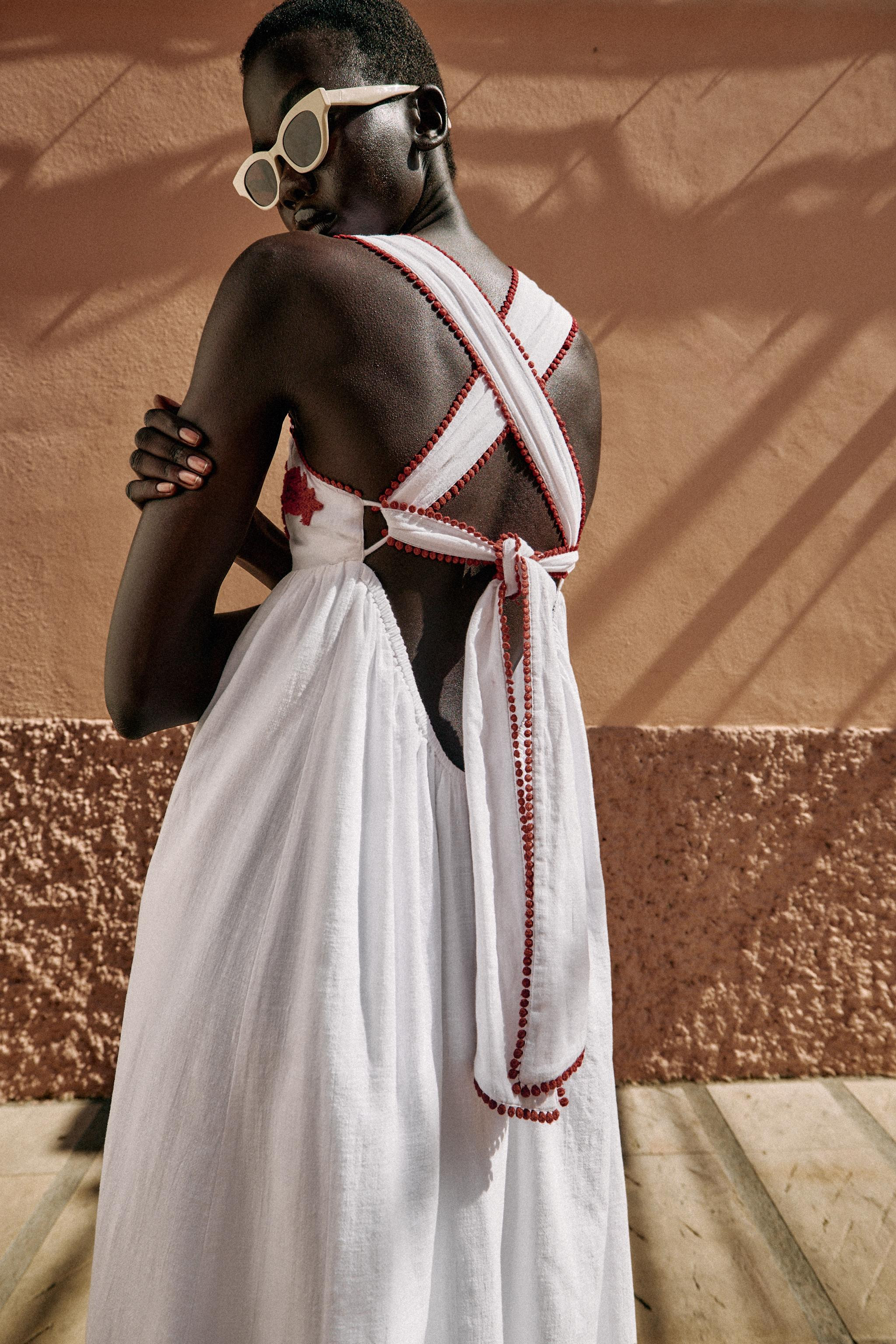 EMBROIDERED TEXTURED MIDI DRESS | Zara US