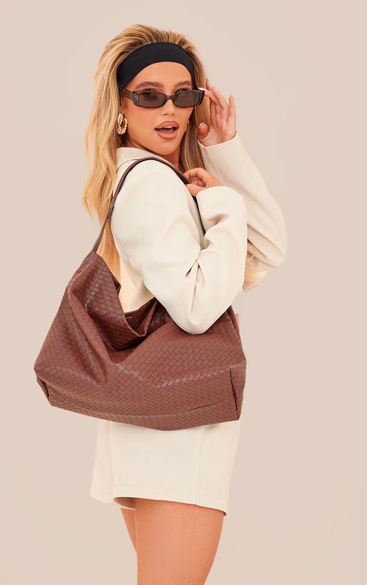 Chocolate Slouchy Weave Tote Bag | PrettyLittleThing UK
