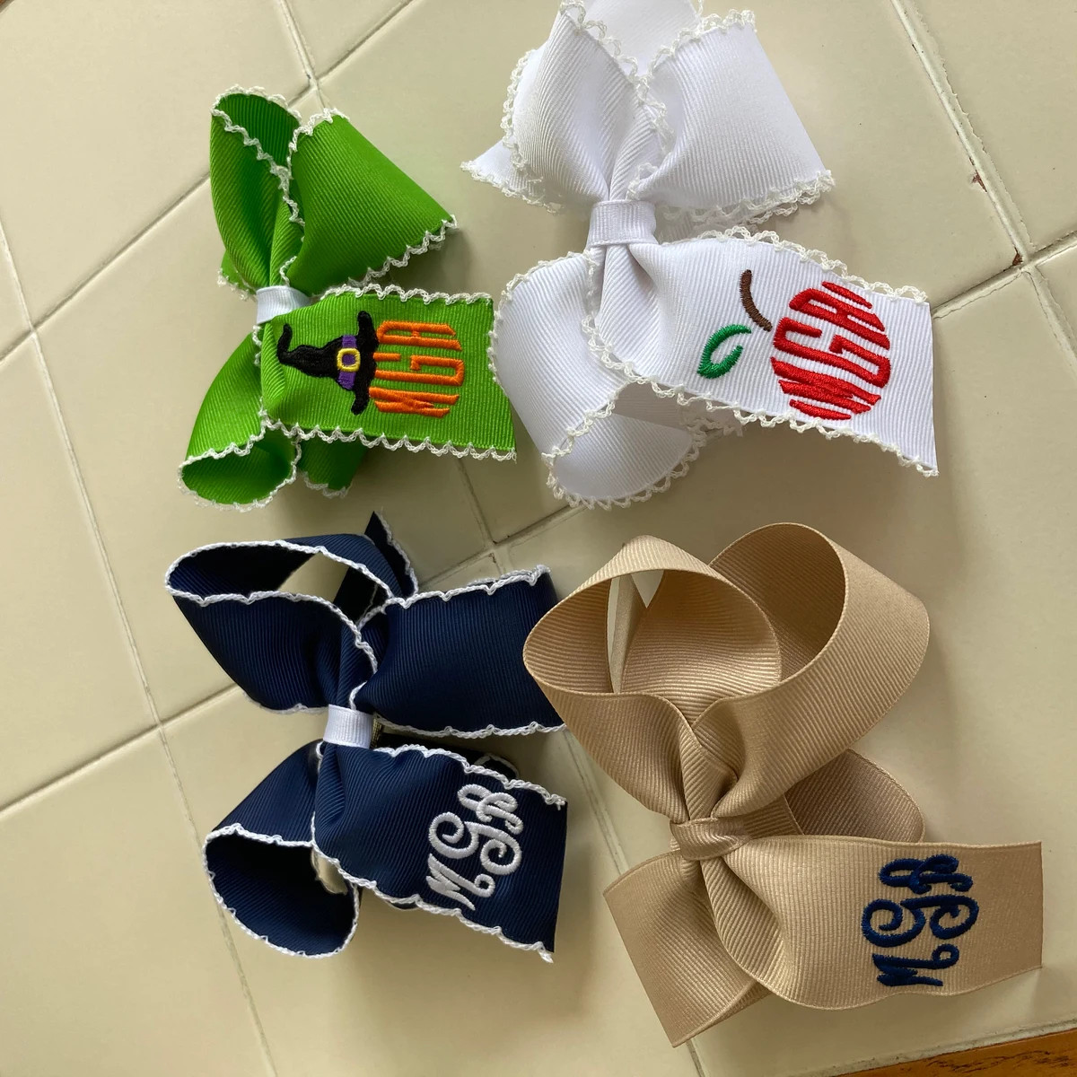 Apple Monogram Hair Bow | Etsy (Global)