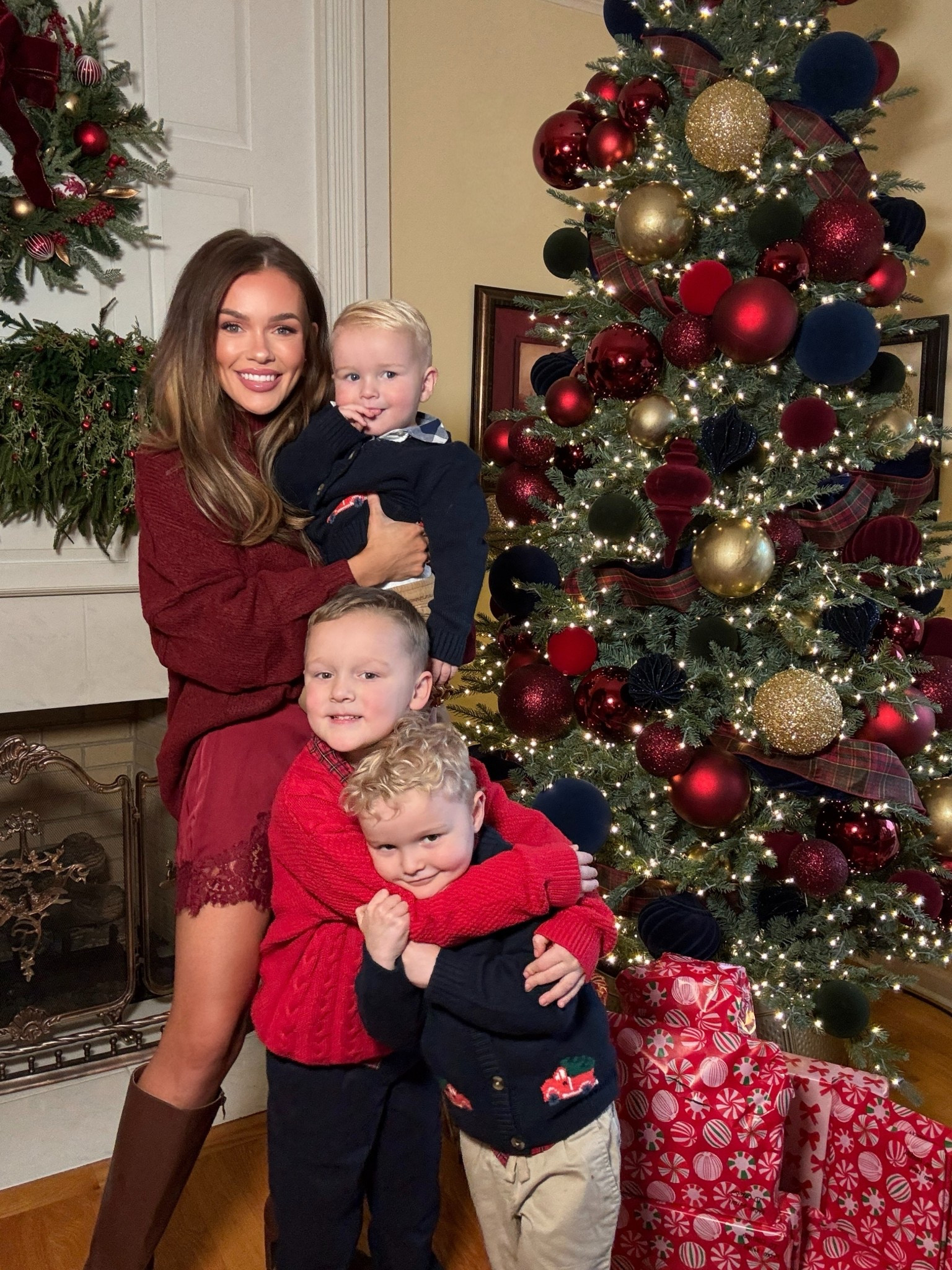 Holiday outfit details! Would be so cute in all black as a new years option! Wearing size small in top + bottom! 

#LTKootd #LTKHoliday