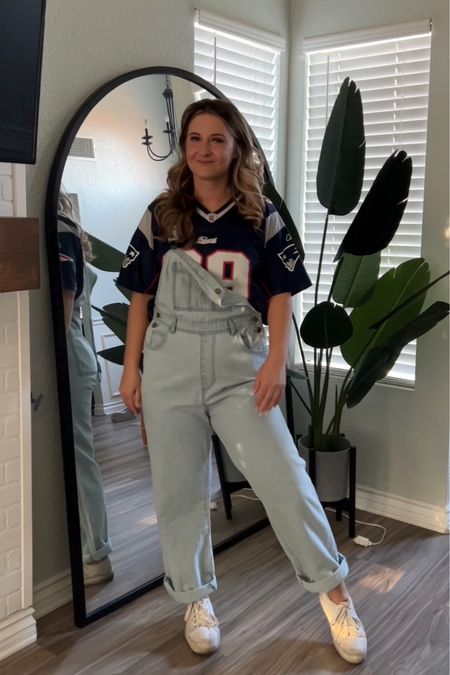 Super Bowl outfit, Super Bowl party outfit, football jersey outfit, hockey jersey outfit, jersey outfit ideas, cowboys football, American football aesthetic, nfl football game outfit, mini skirts, mini skirt,  mini skirt fits, mini skirt outfit, what to wear with brown boots, how to wear chunky boots, boots aesthetic

#LTKfit #LTKunder100 #LTKstyletip